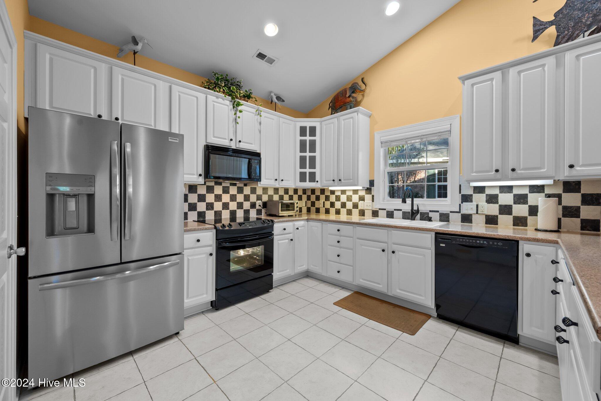 110 Sanderling Court