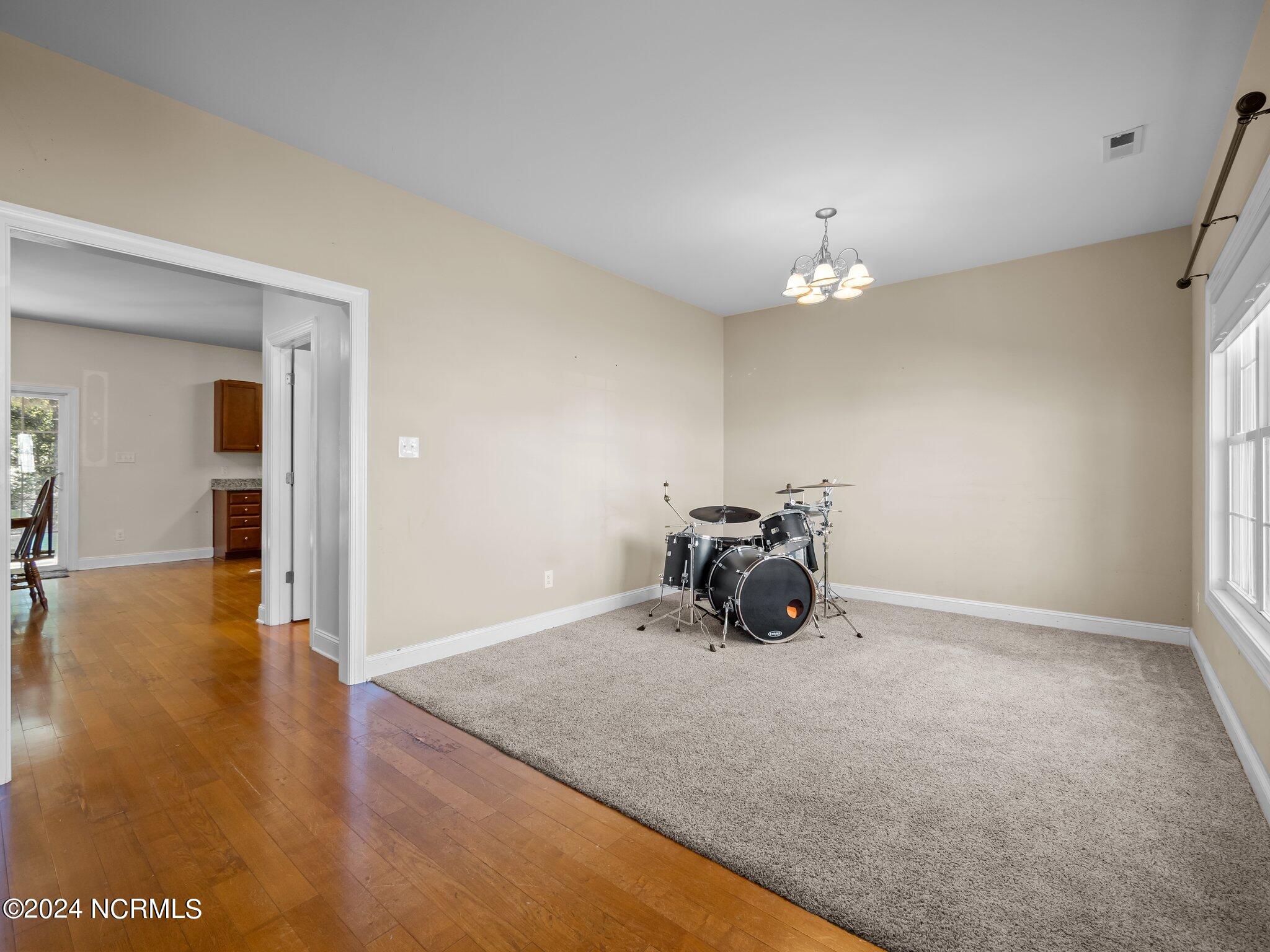 508 Newhan Court
