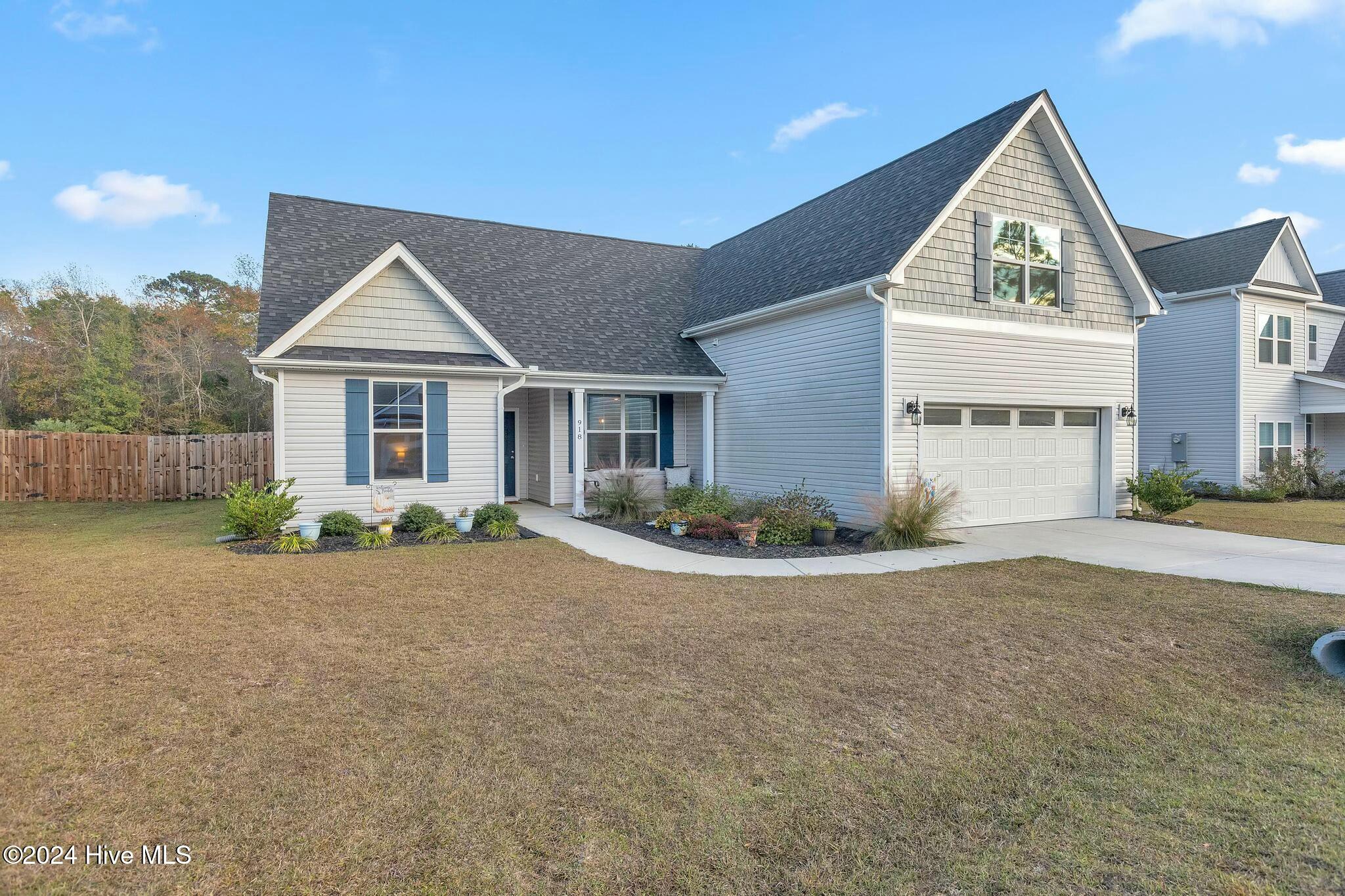 918 W Arboria Drive