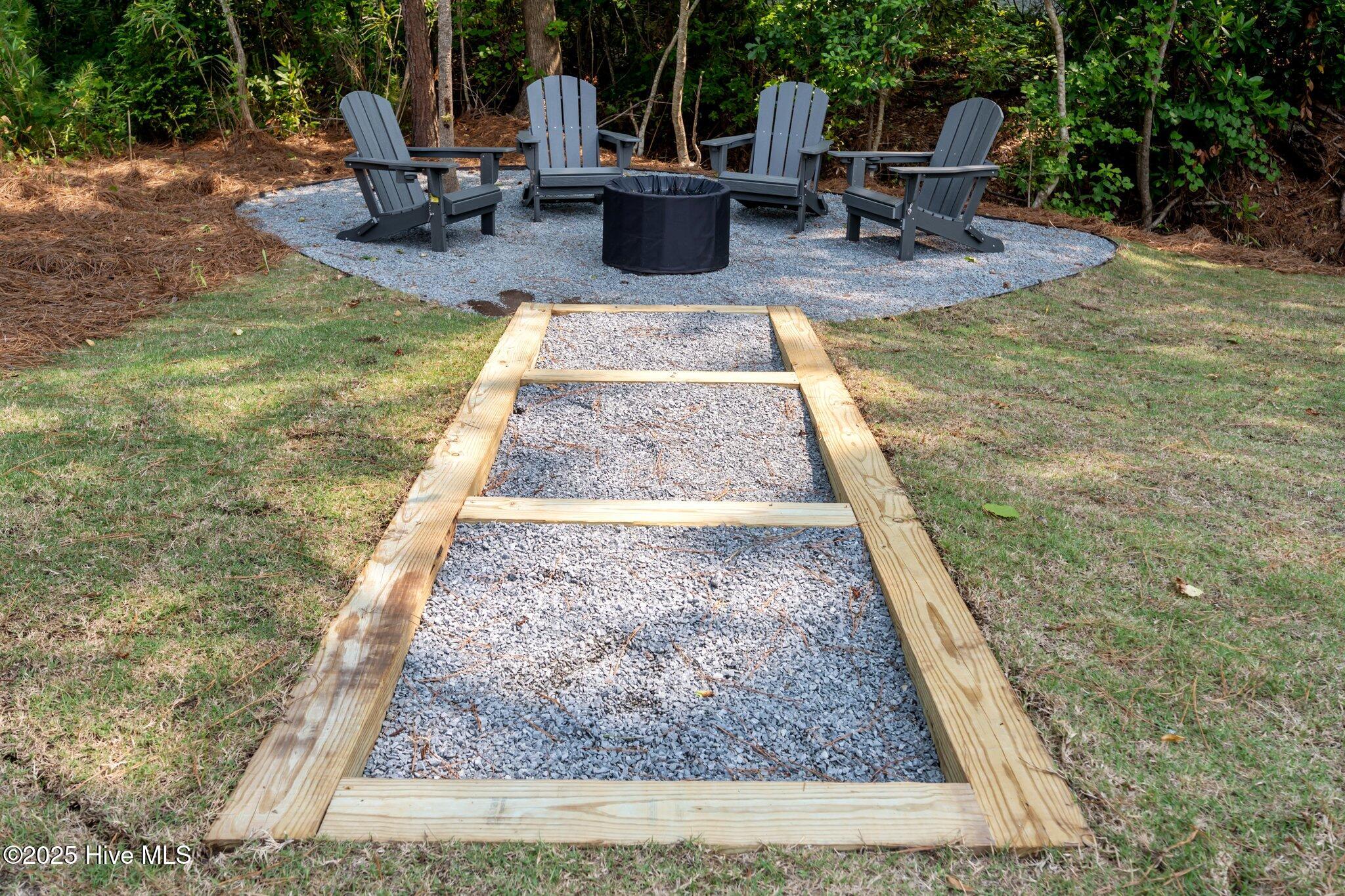 812 Lake Willow Way