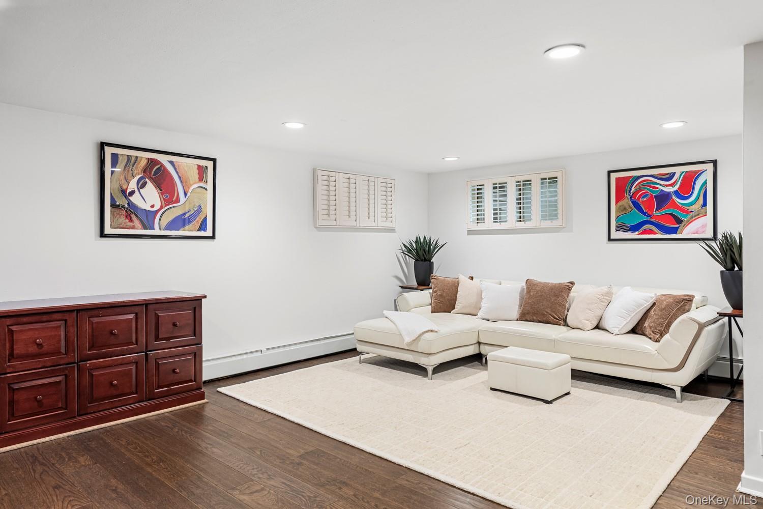 75 Sandy Hollow Road