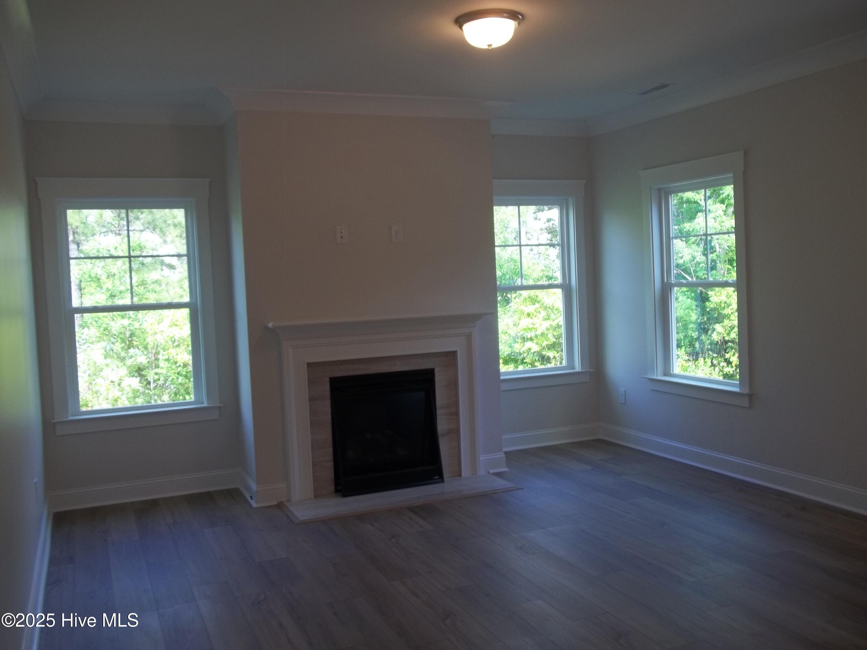 210 Balustrade Way