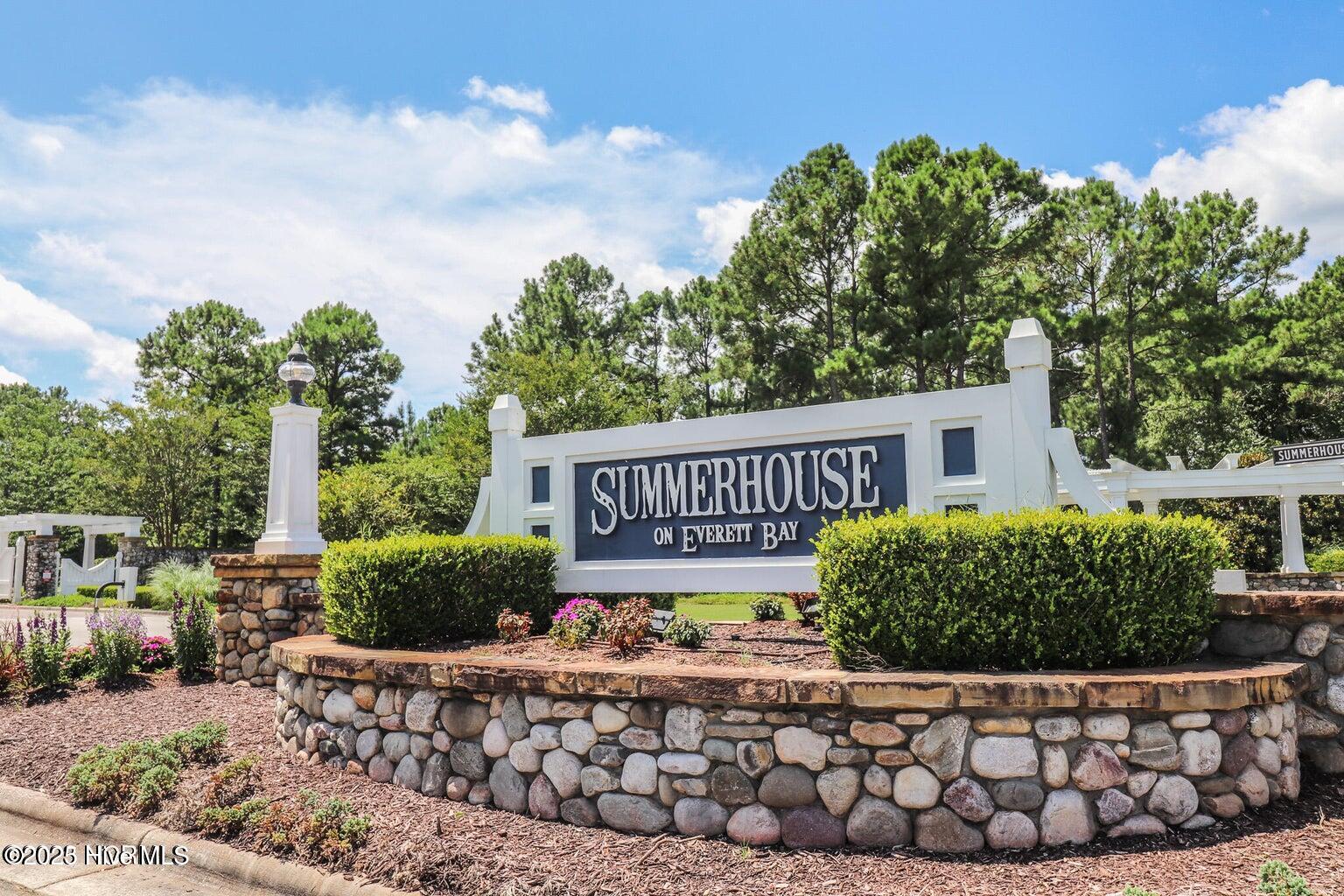 552 Moss Lake Lane