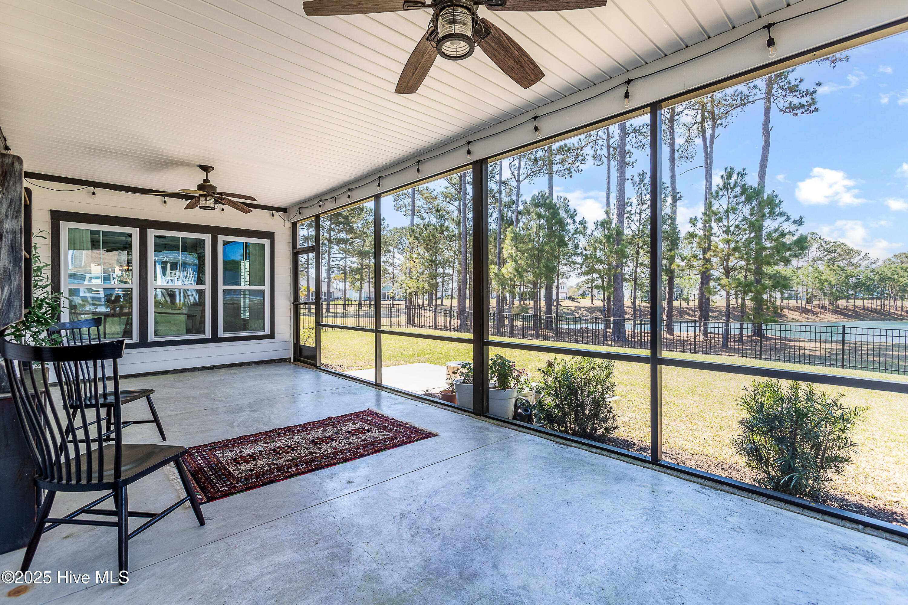 552 Moss Lake Lane
