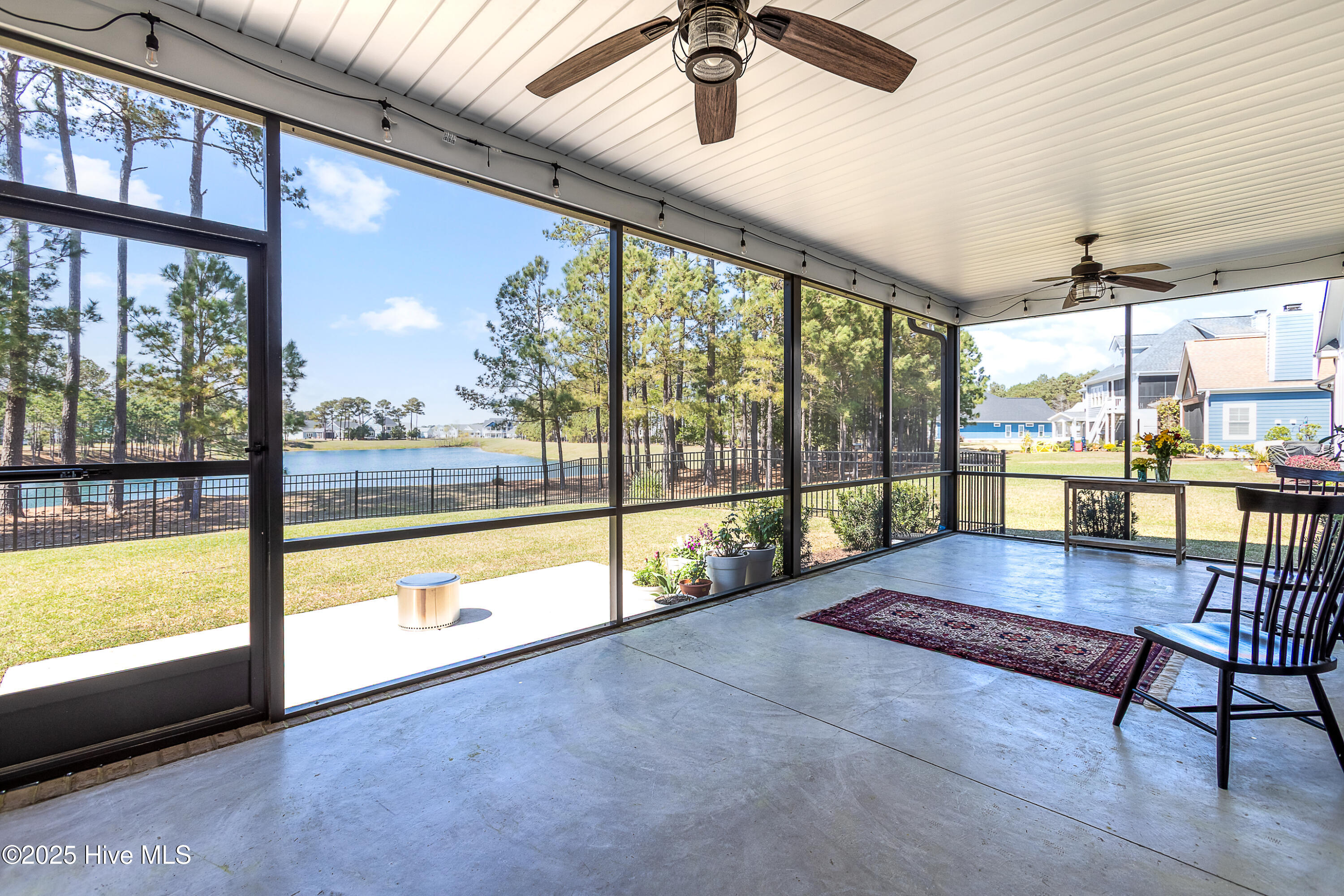 552 Moss Lake Lane