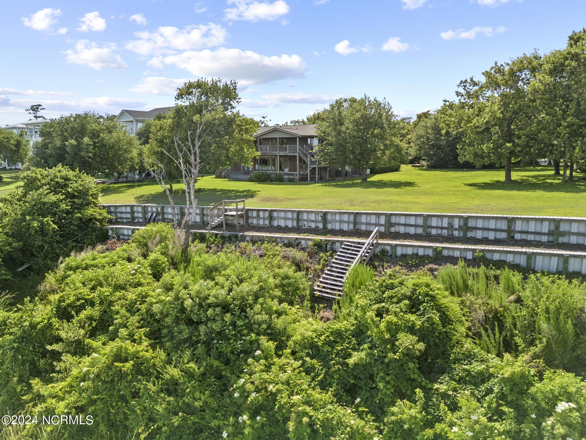 108 Inlet Court
