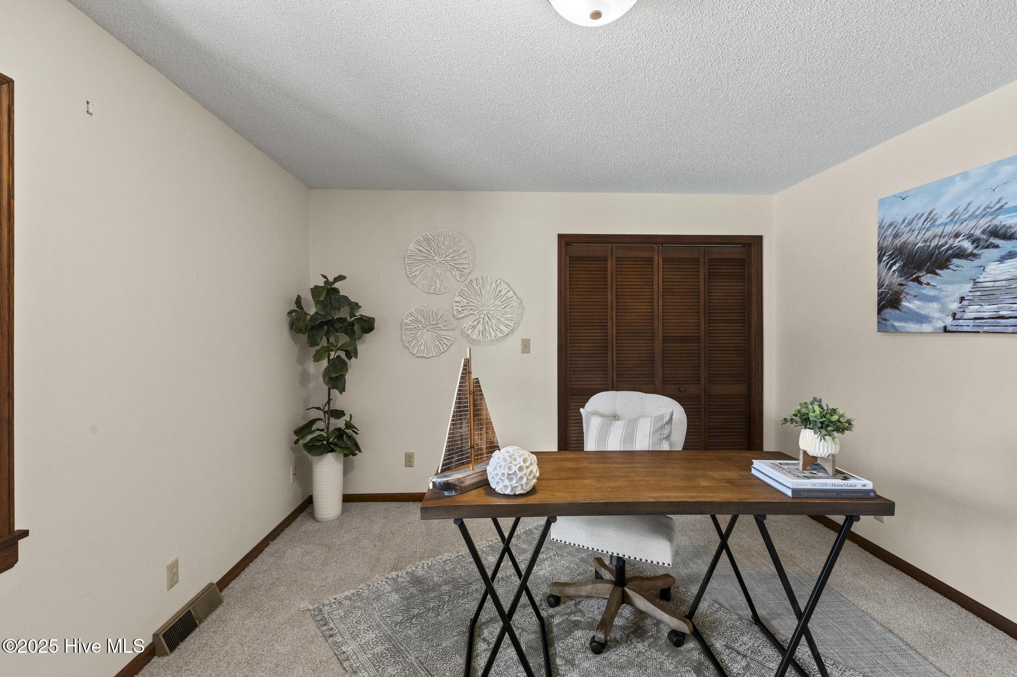 108 Inlet Court