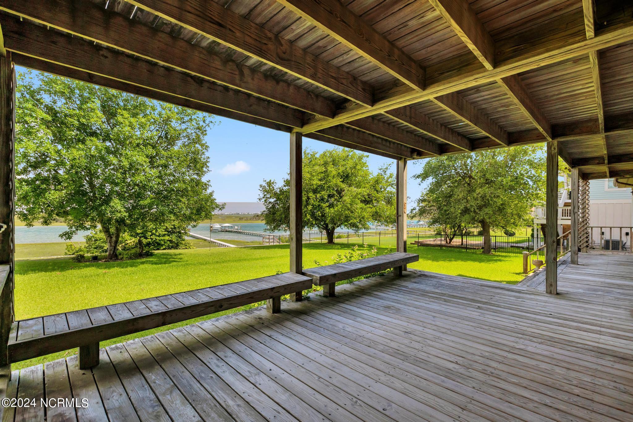 108 Inlet Court