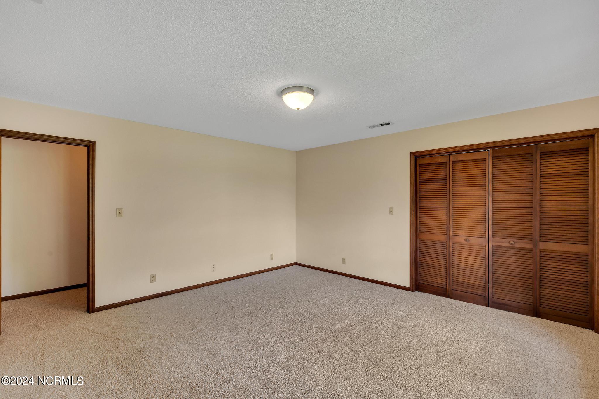 108 Inlet Court