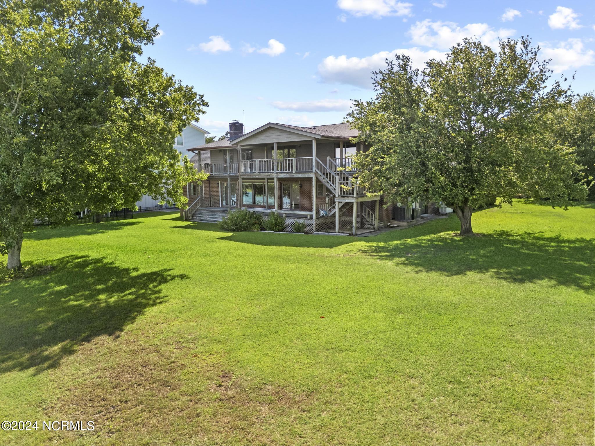 108 Inlet Court