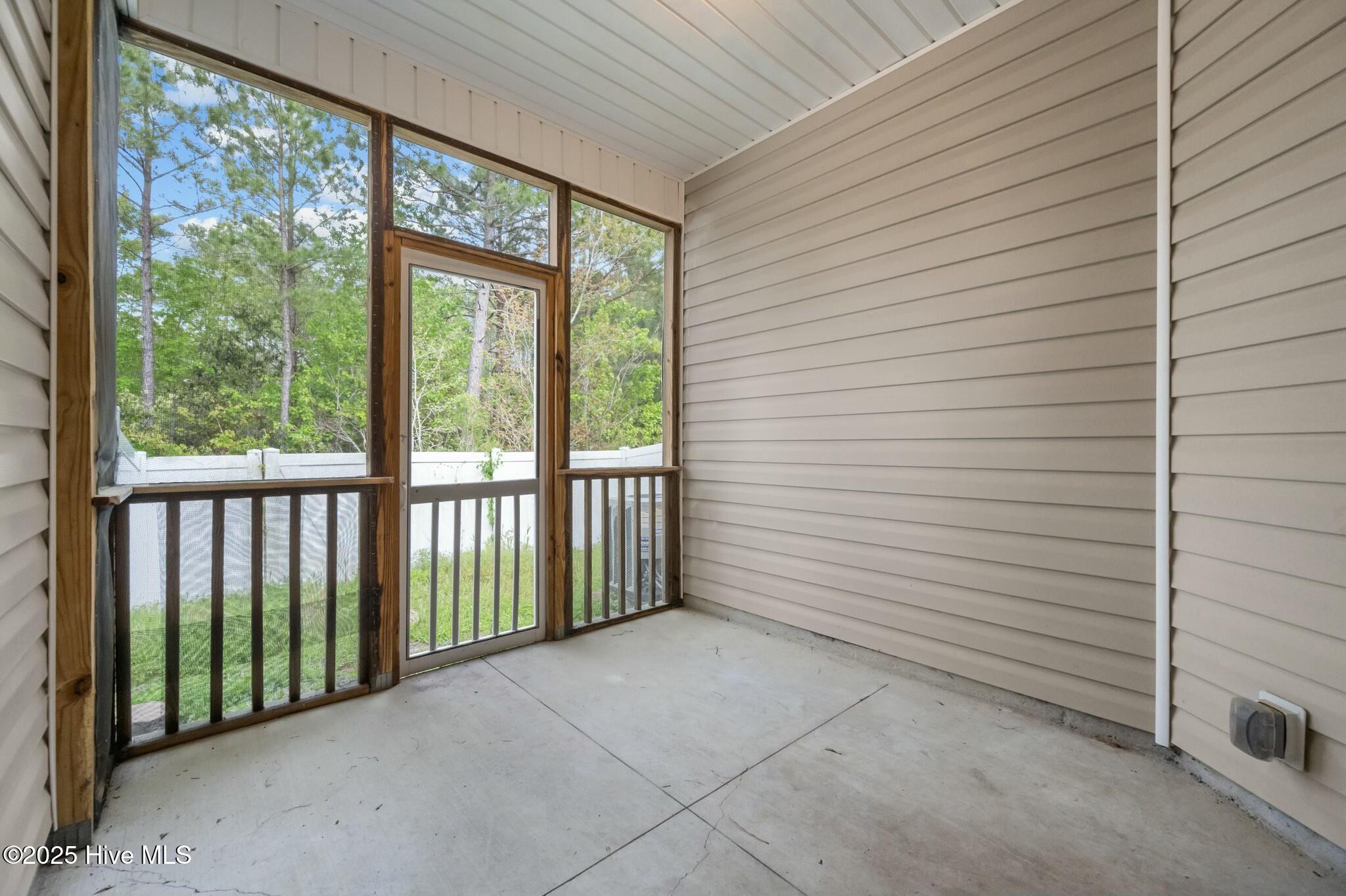 307 Cedar Island Trail