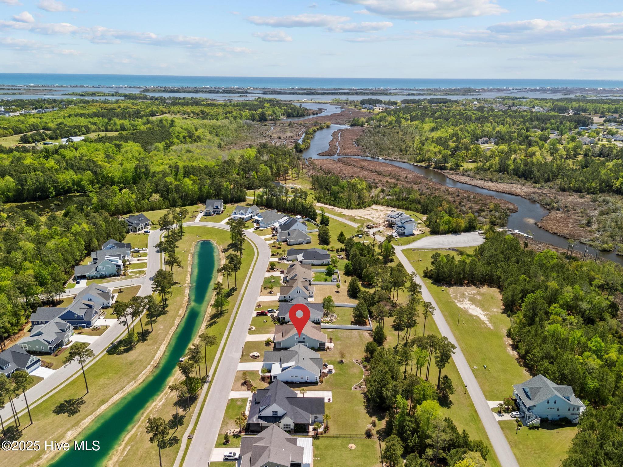 328 Lake Firefly Loop