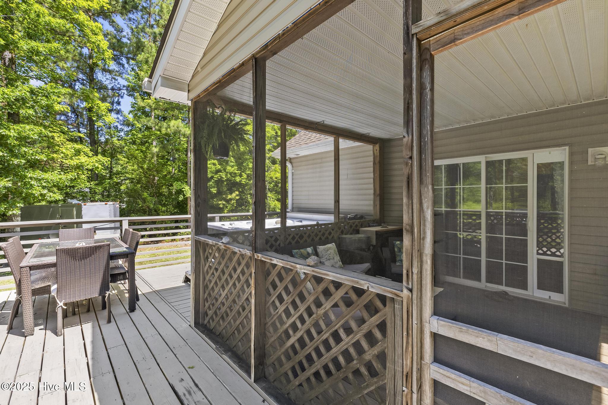 345 Knollwood Drive