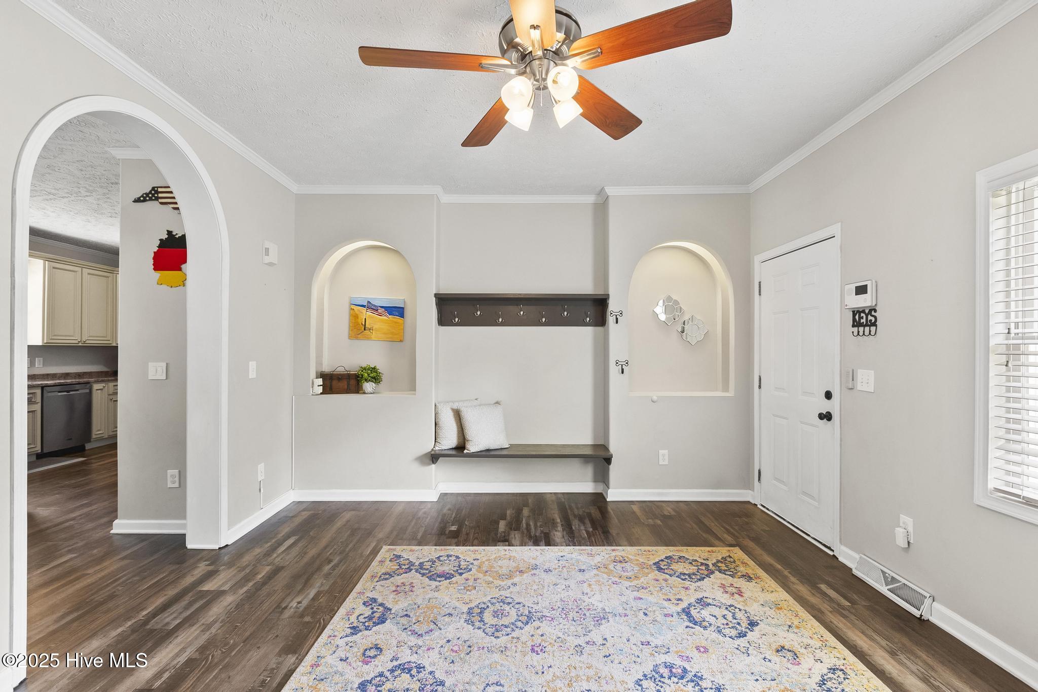 345 Knollwood Drive