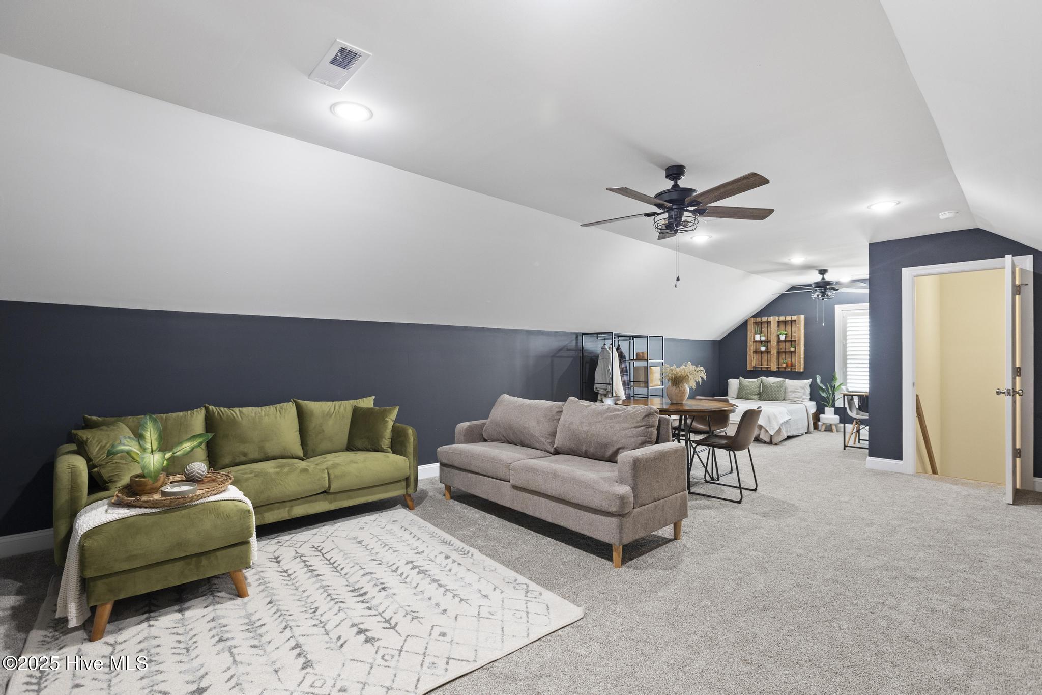 210 W Weatherbee Way