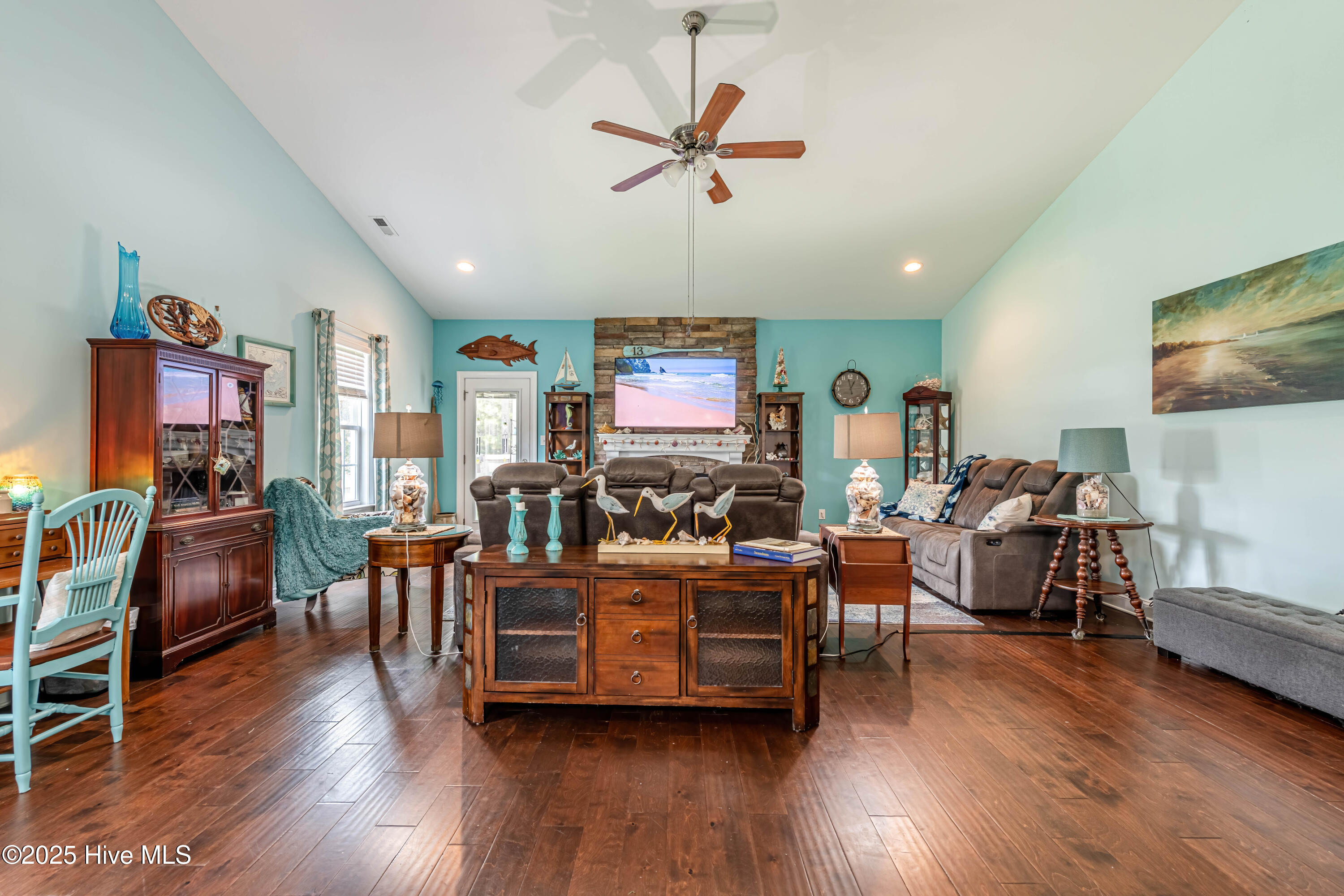 108 Ridgepath Lane