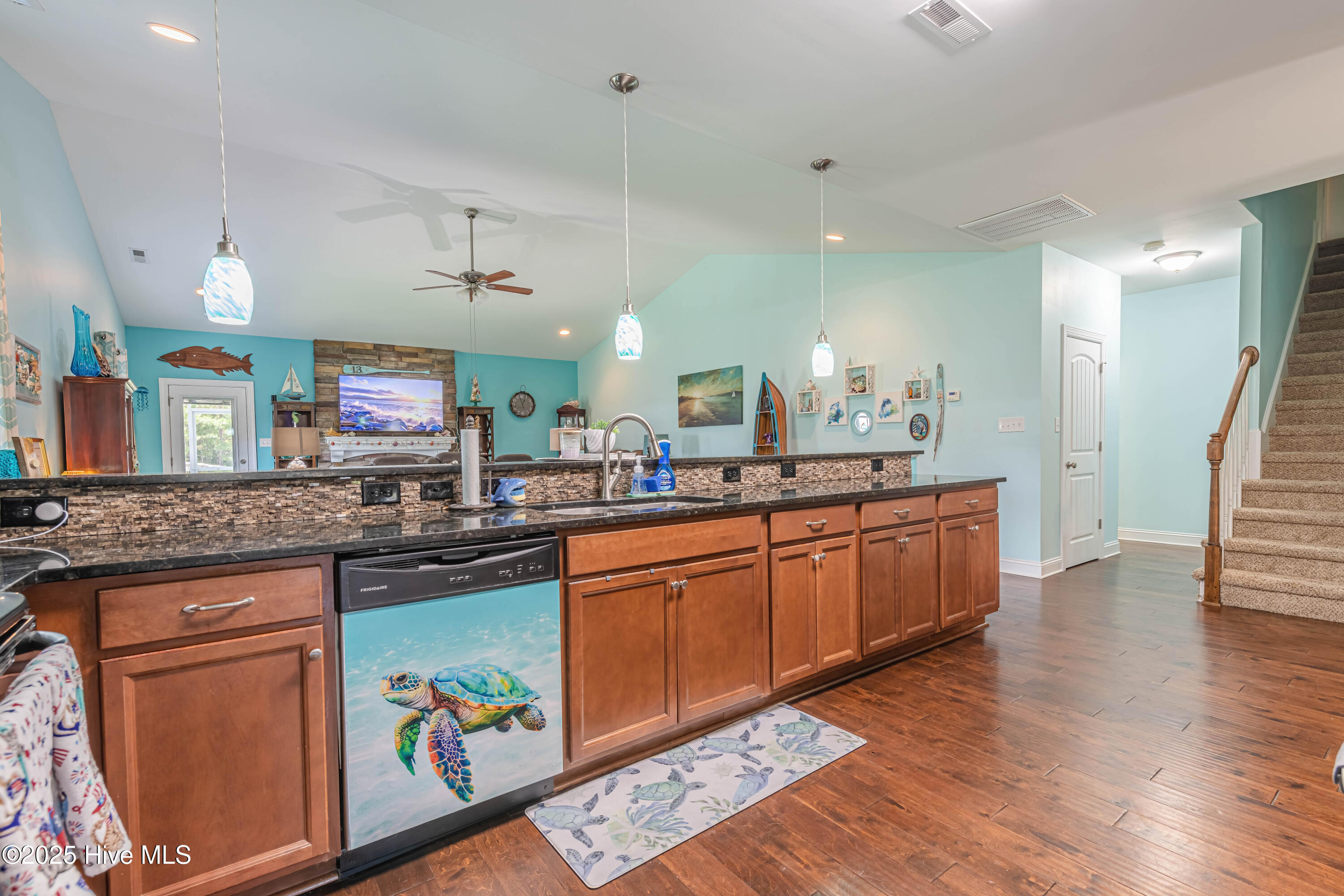 108 Ridgepath Lane