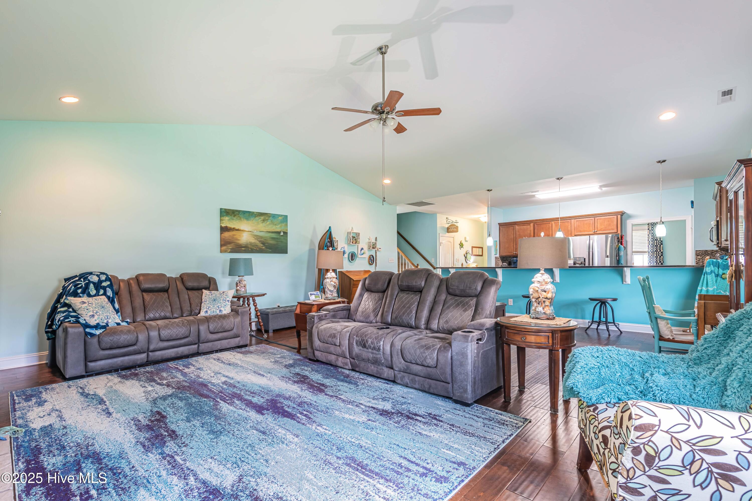 108 Ridgepath Lane