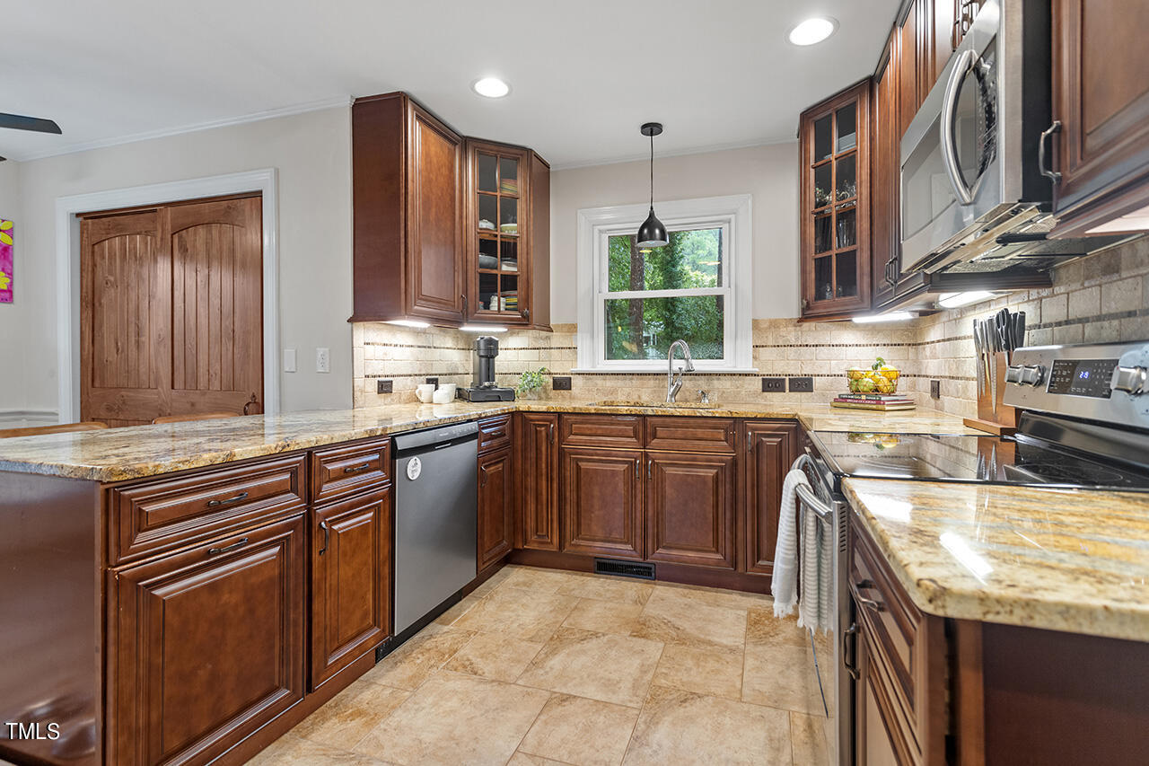 4918 Quail Hollow Drive