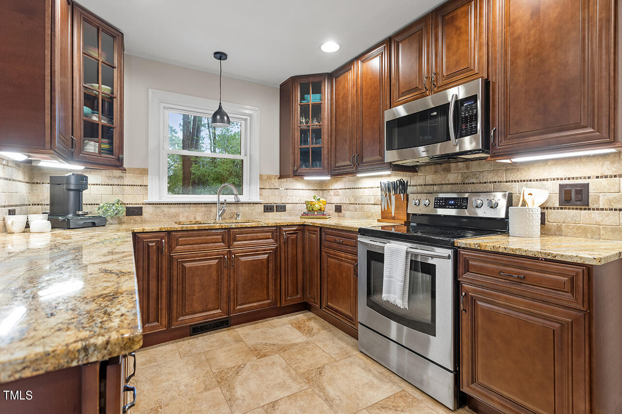 4918 Quail Hollow Drive