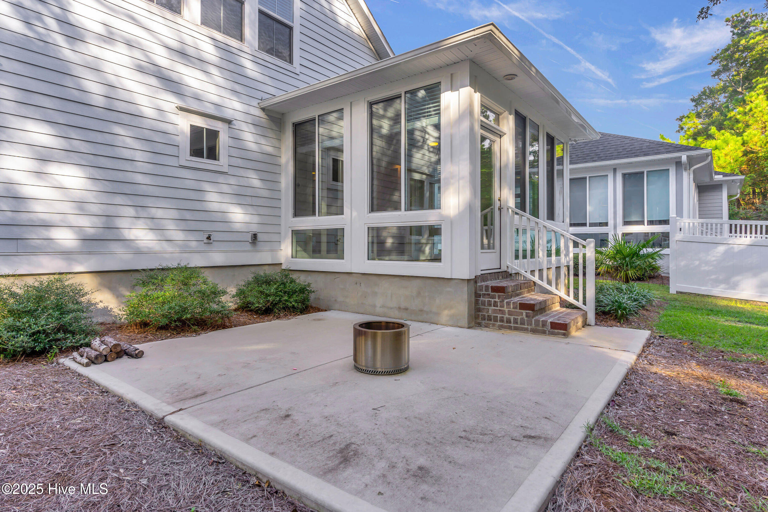547 Moss Lake Lane