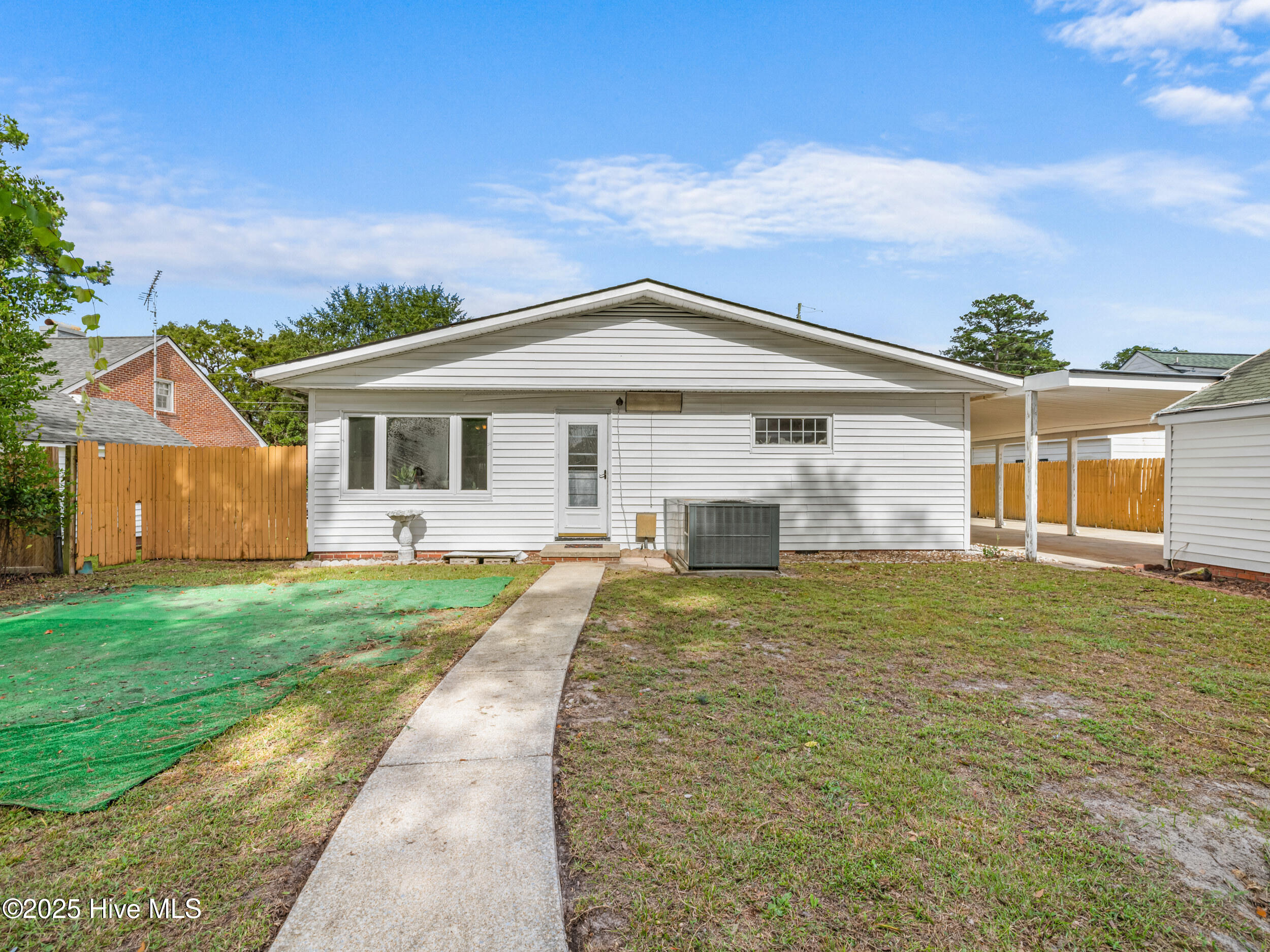 313 Brentwood Avenue