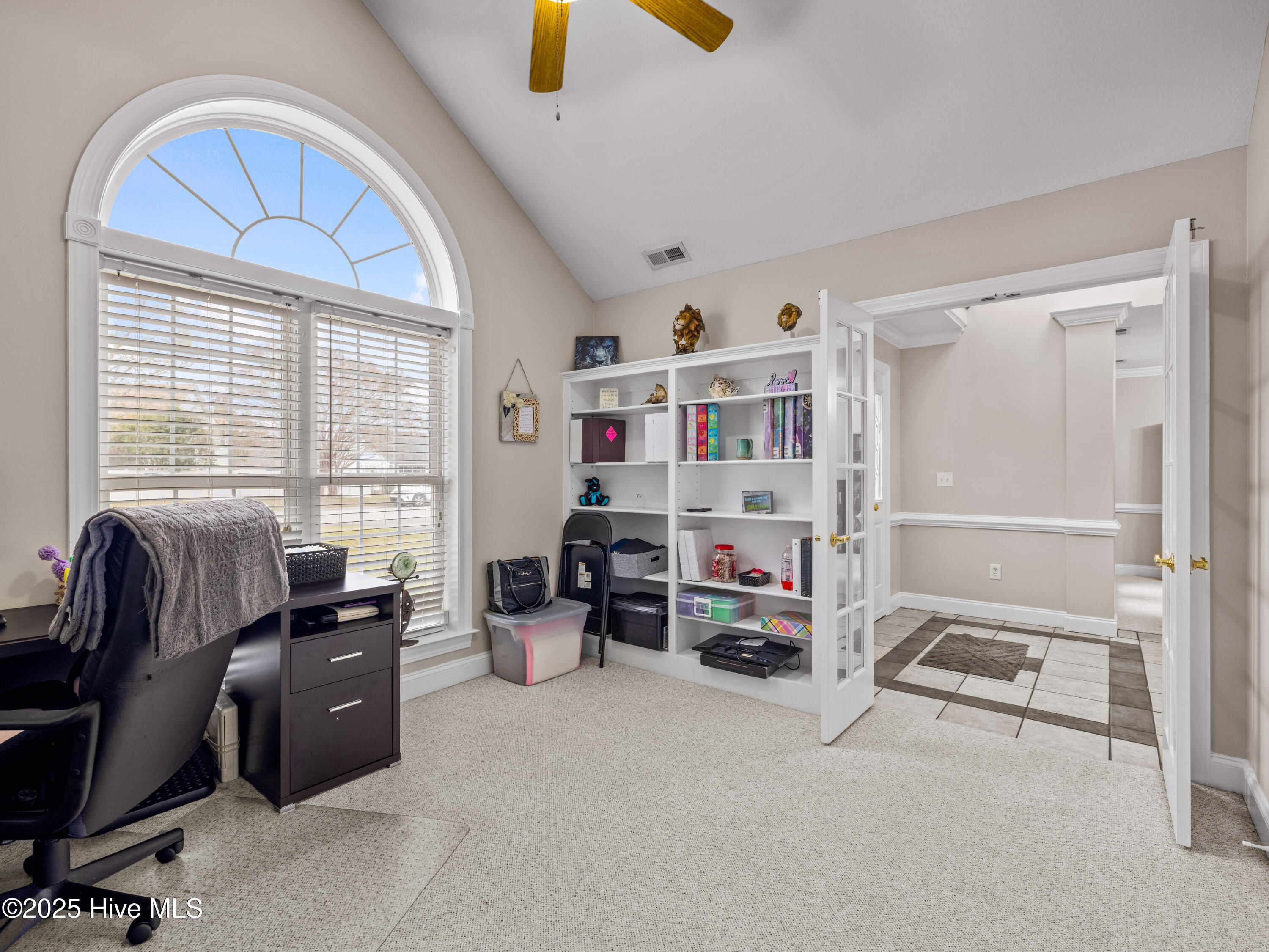 500 Red Fox Court