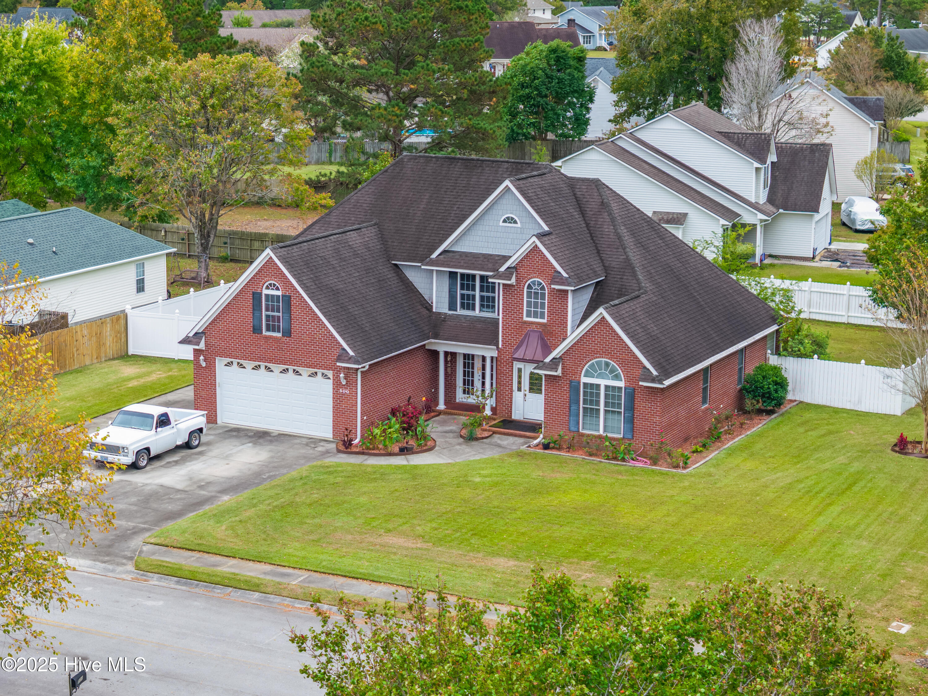 500 Red Fox Court