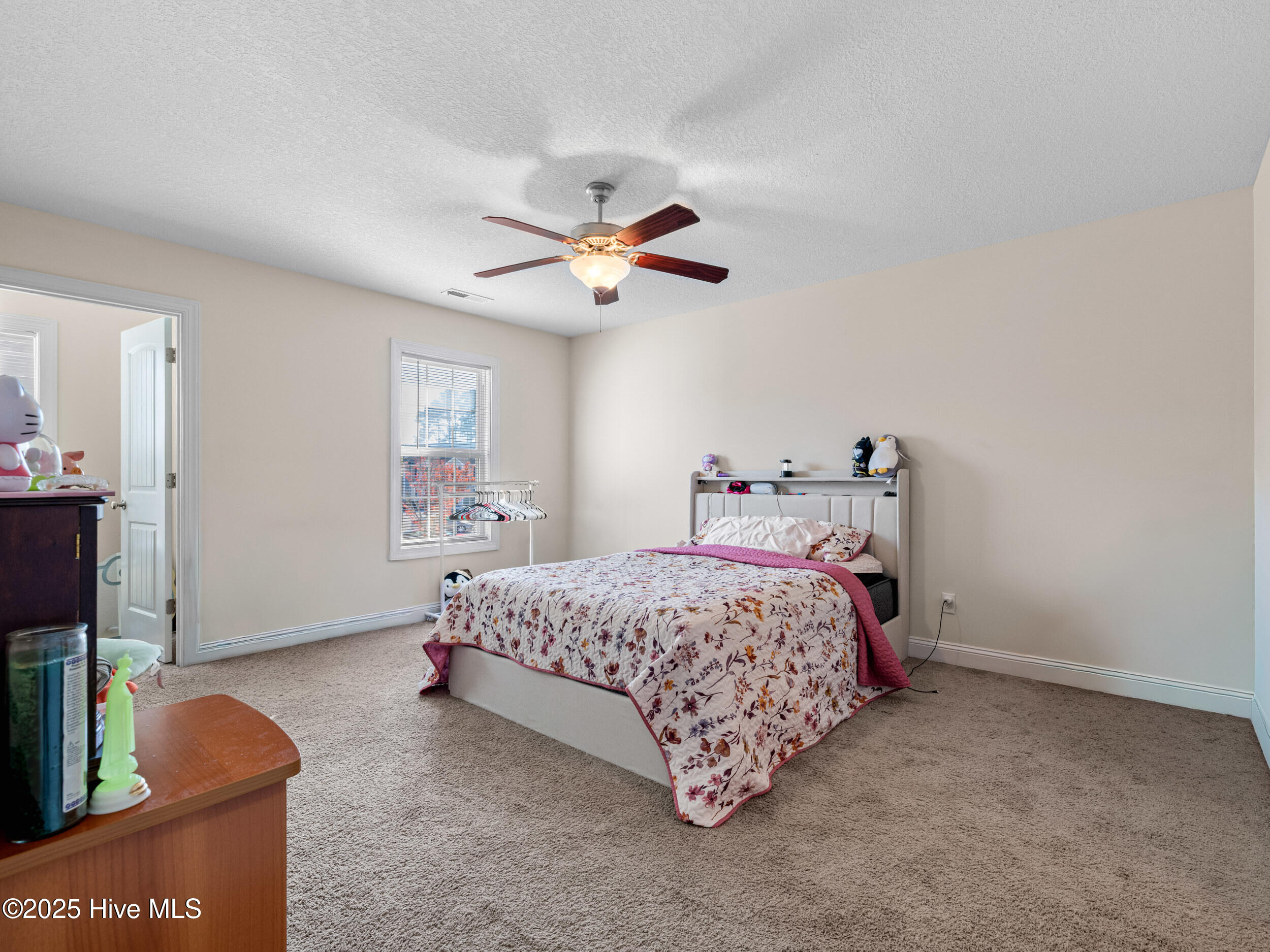 145 W Murrow Lane