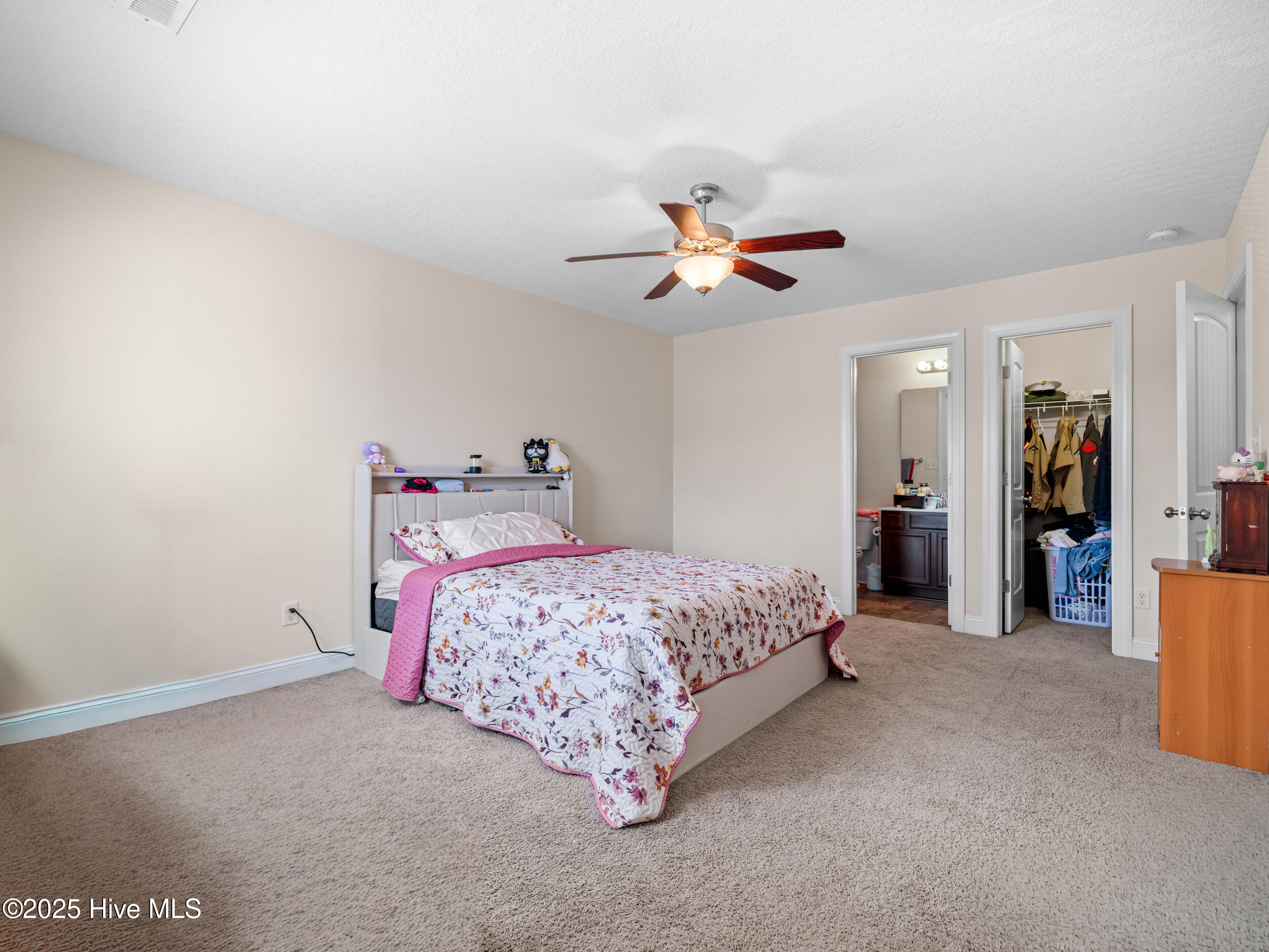 145 W Murrow Lane