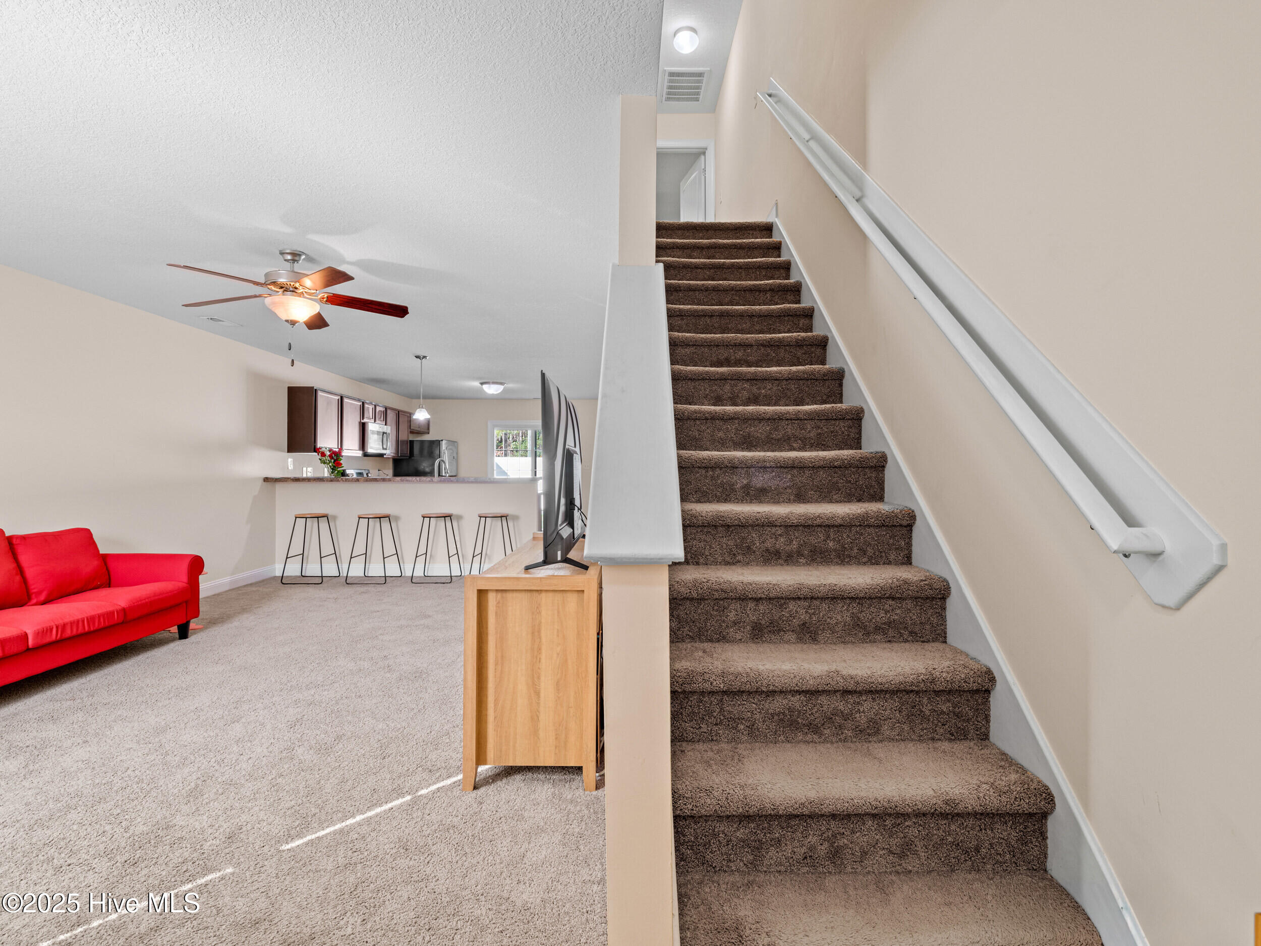 145 W Murrow Lane