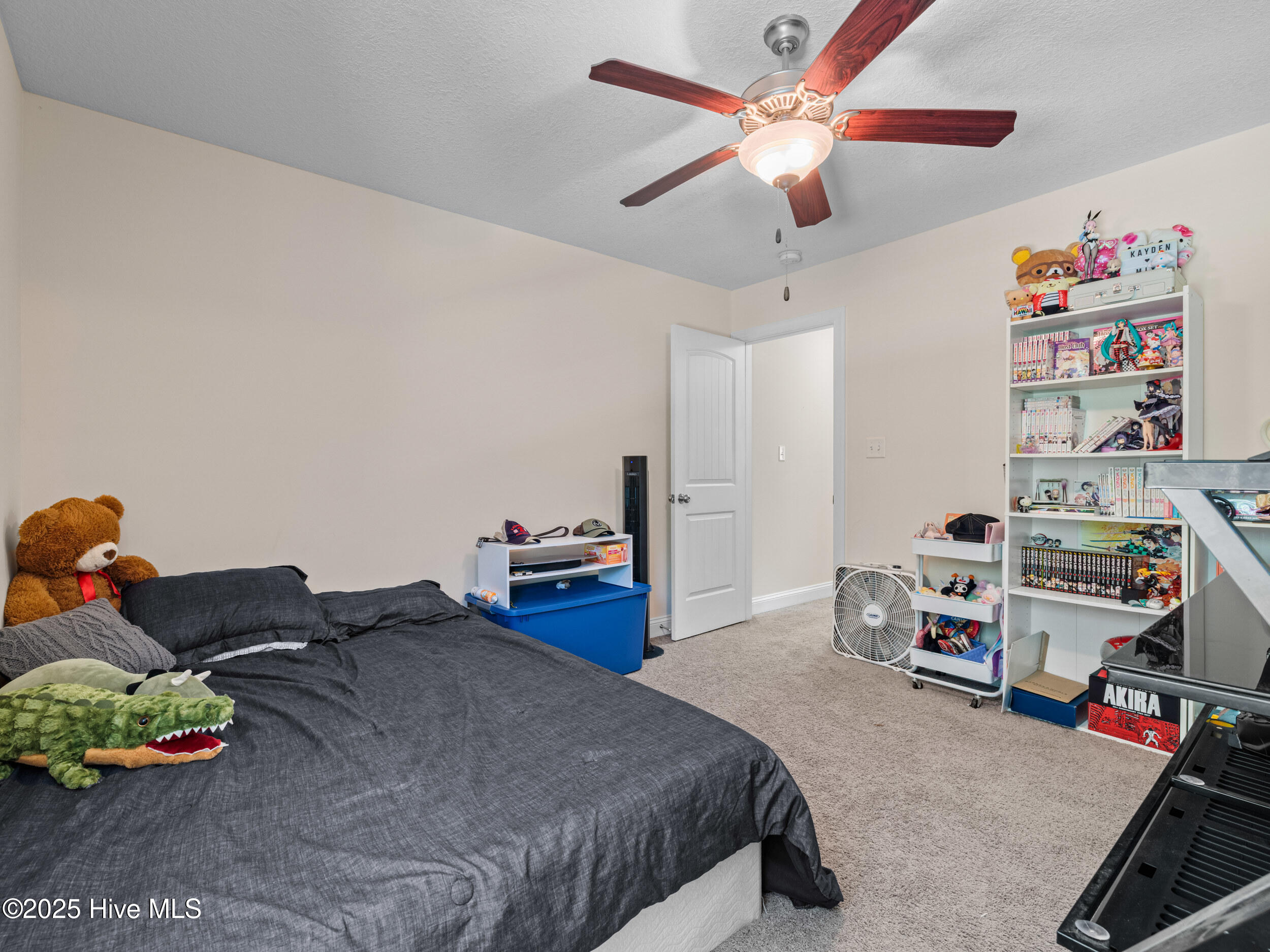 145 W Murrow Lane