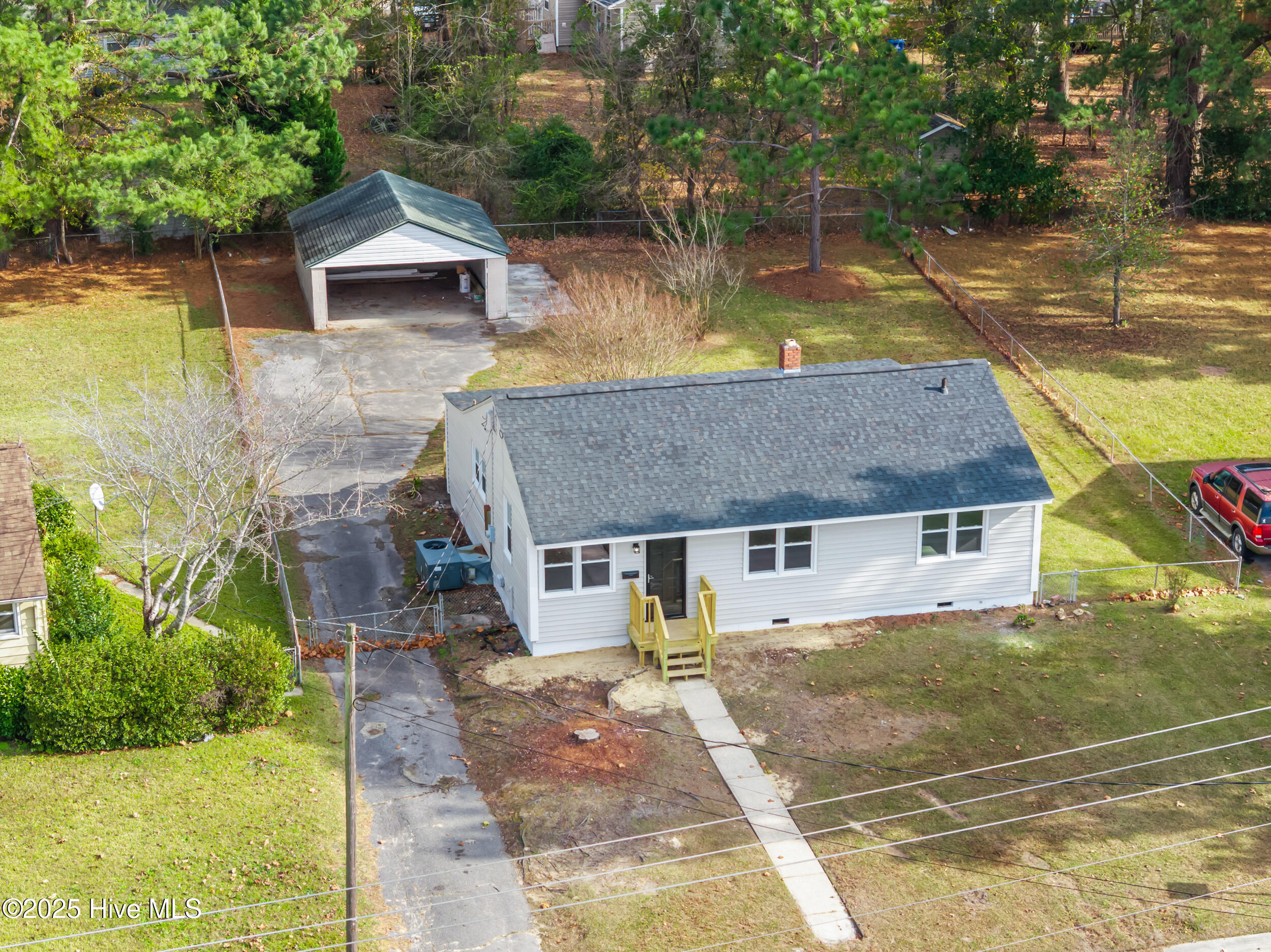 402 New River Drive