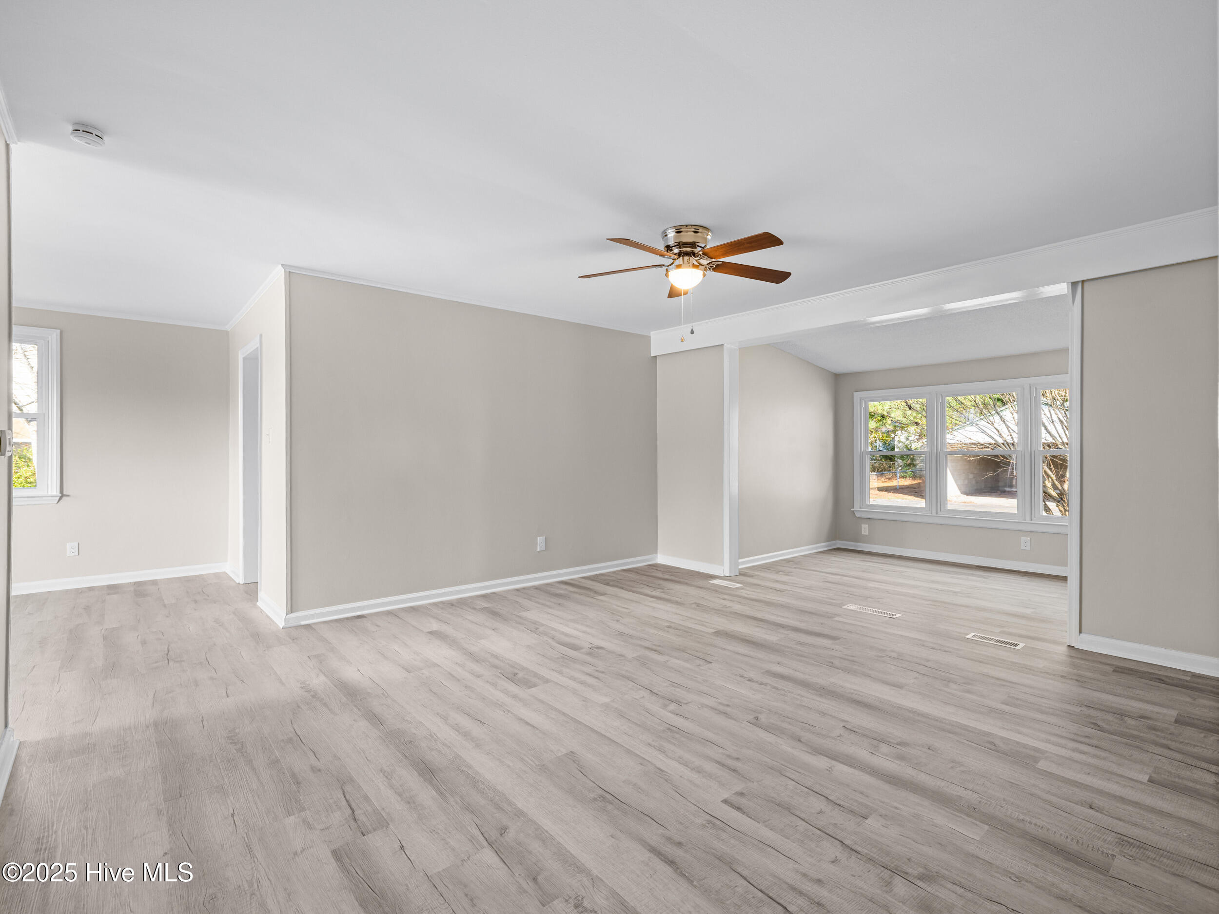 402 New River Drive