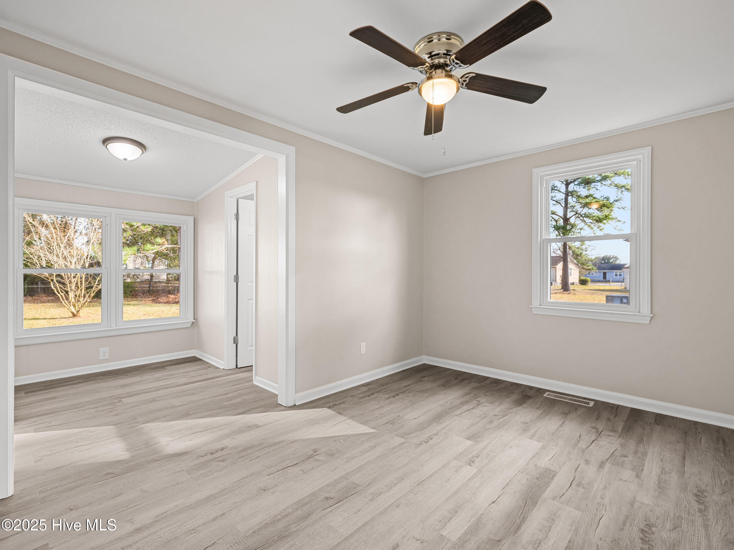 402 New River Drive