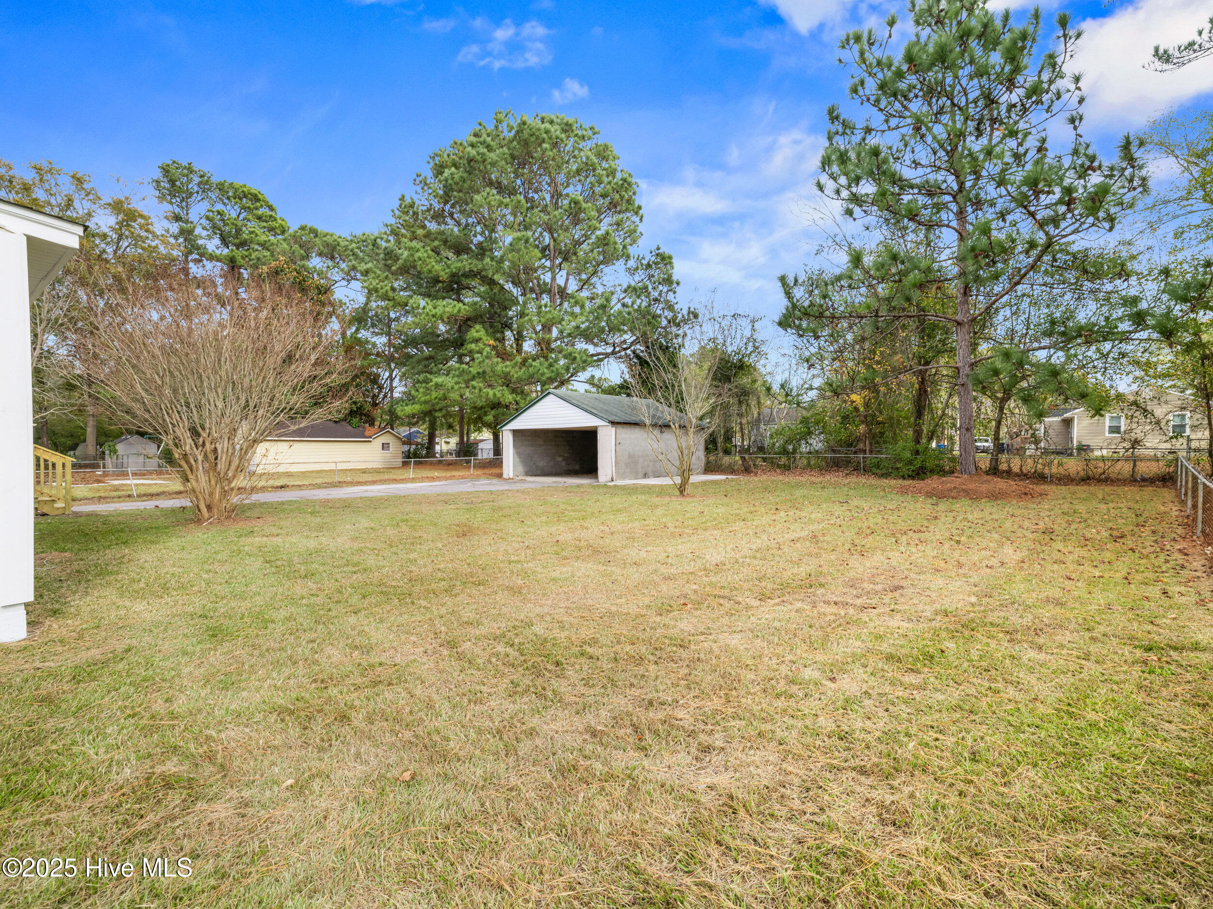 402 New River Drive
