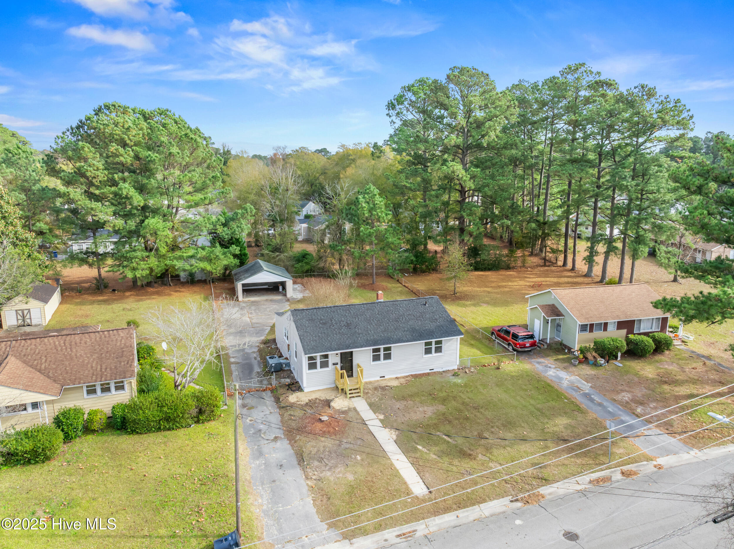 402 New River Drive