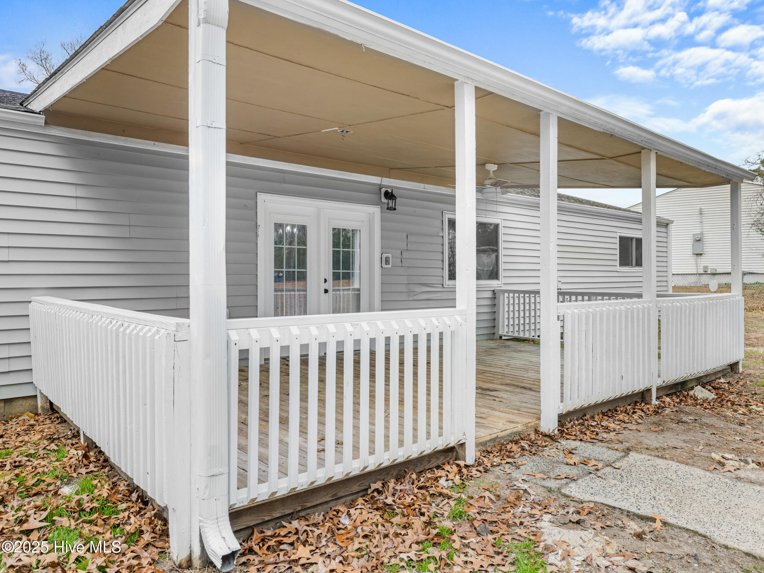 203 Devon Court