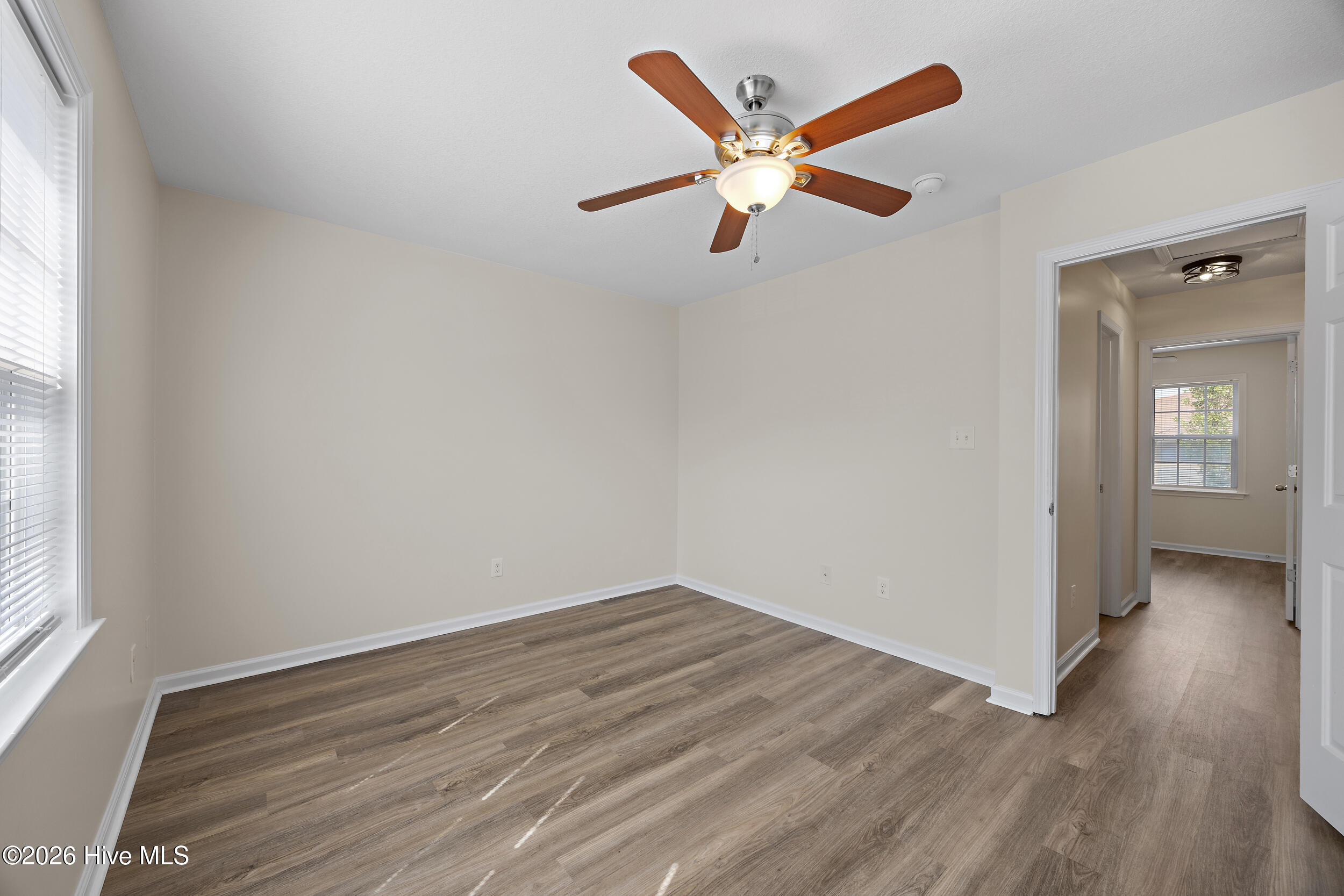 27 E Doris Avenue 111