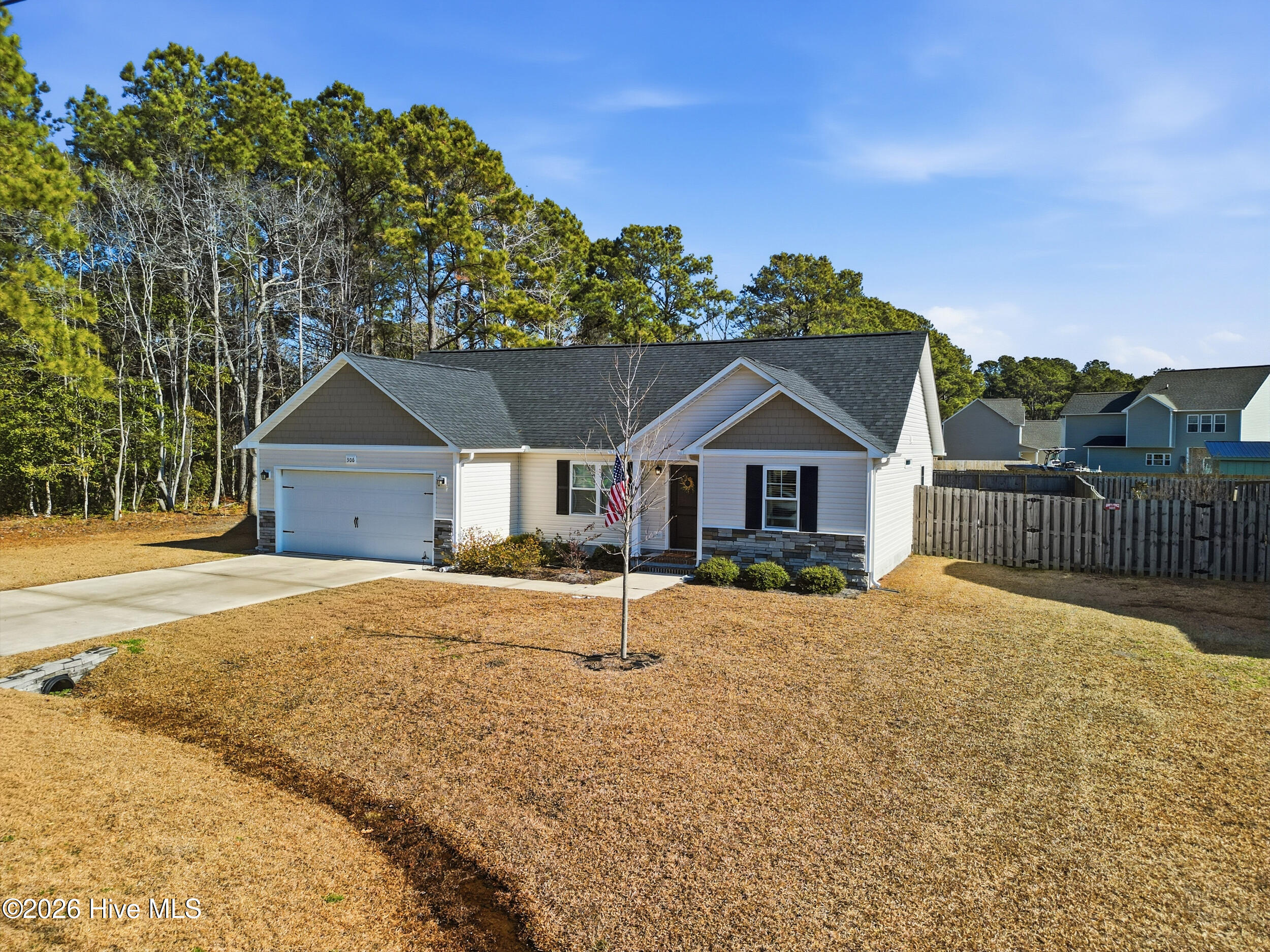 306 Waylon Way