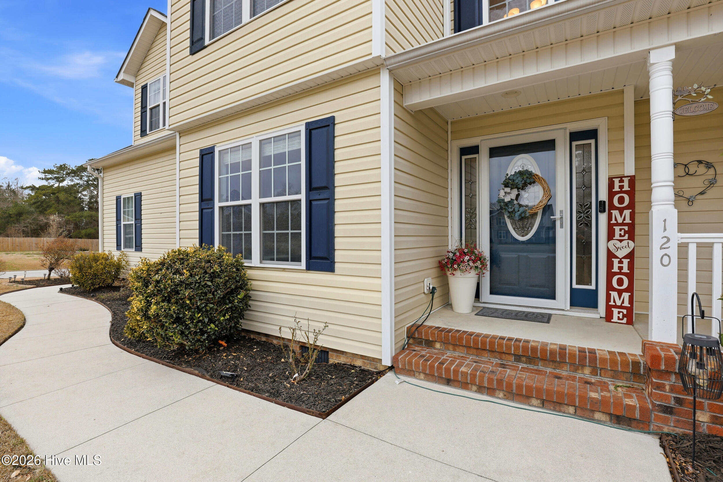 120 Louie Lane
