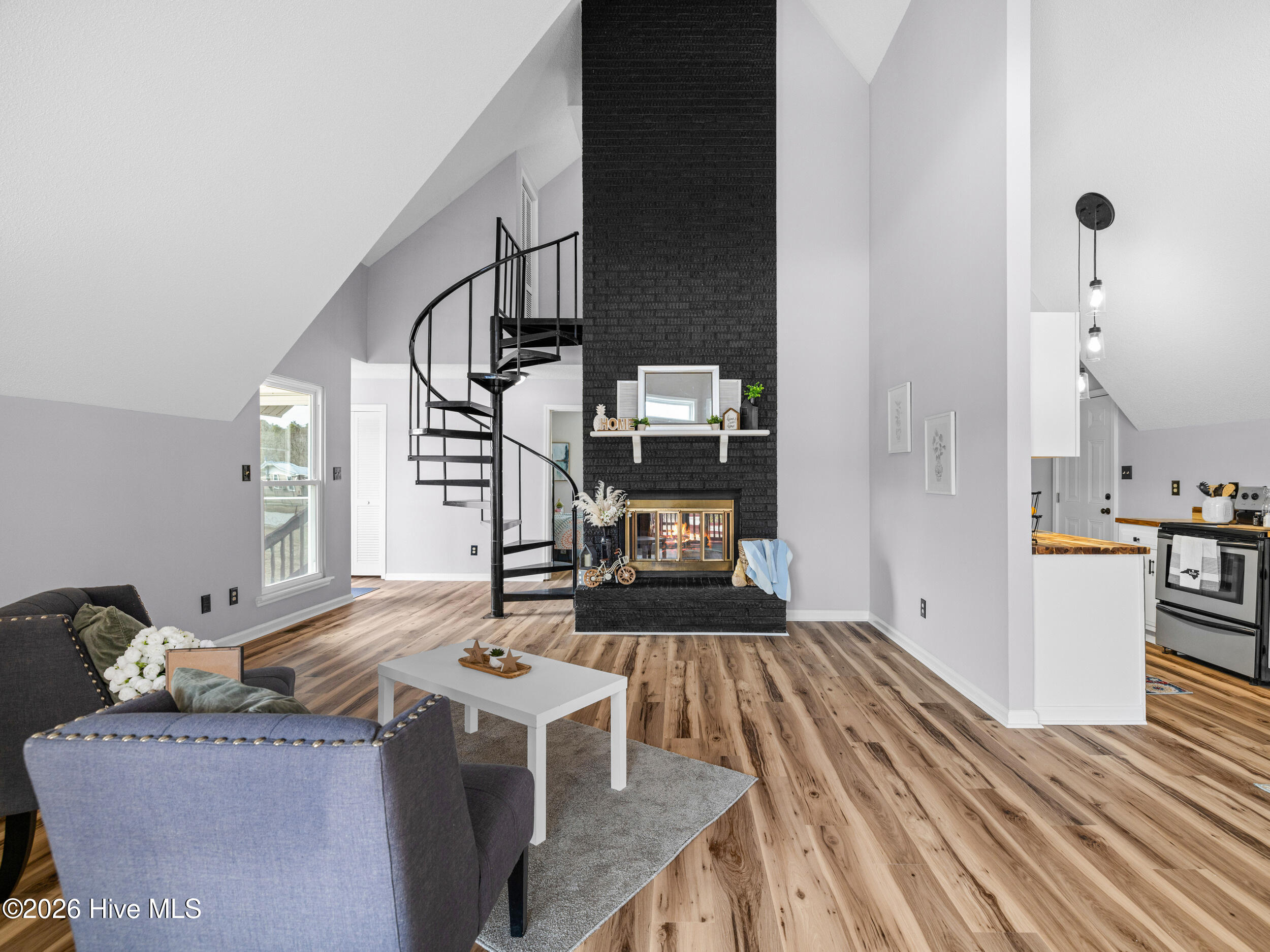 650 Queens Creek Road