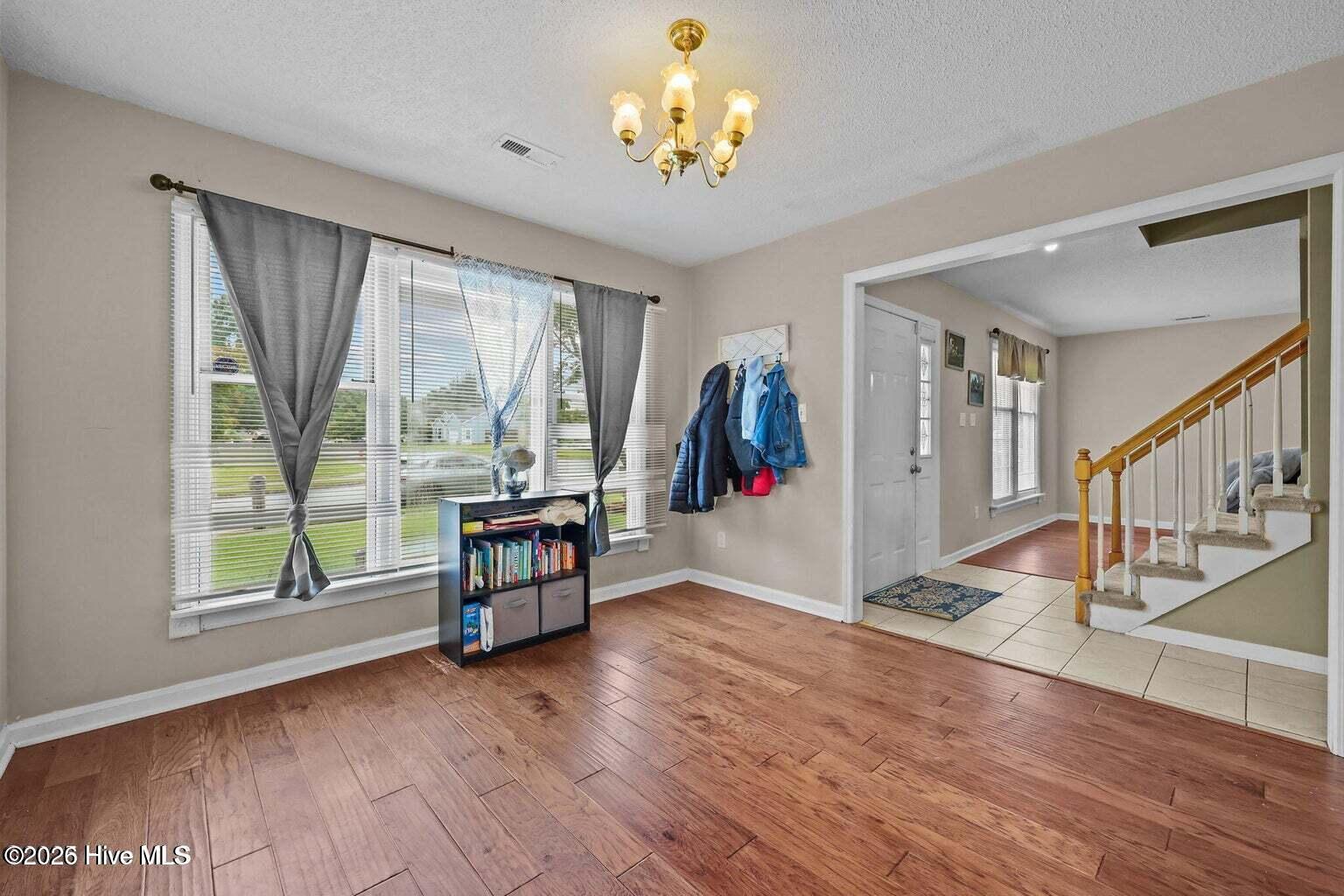 120 Winthrope Way