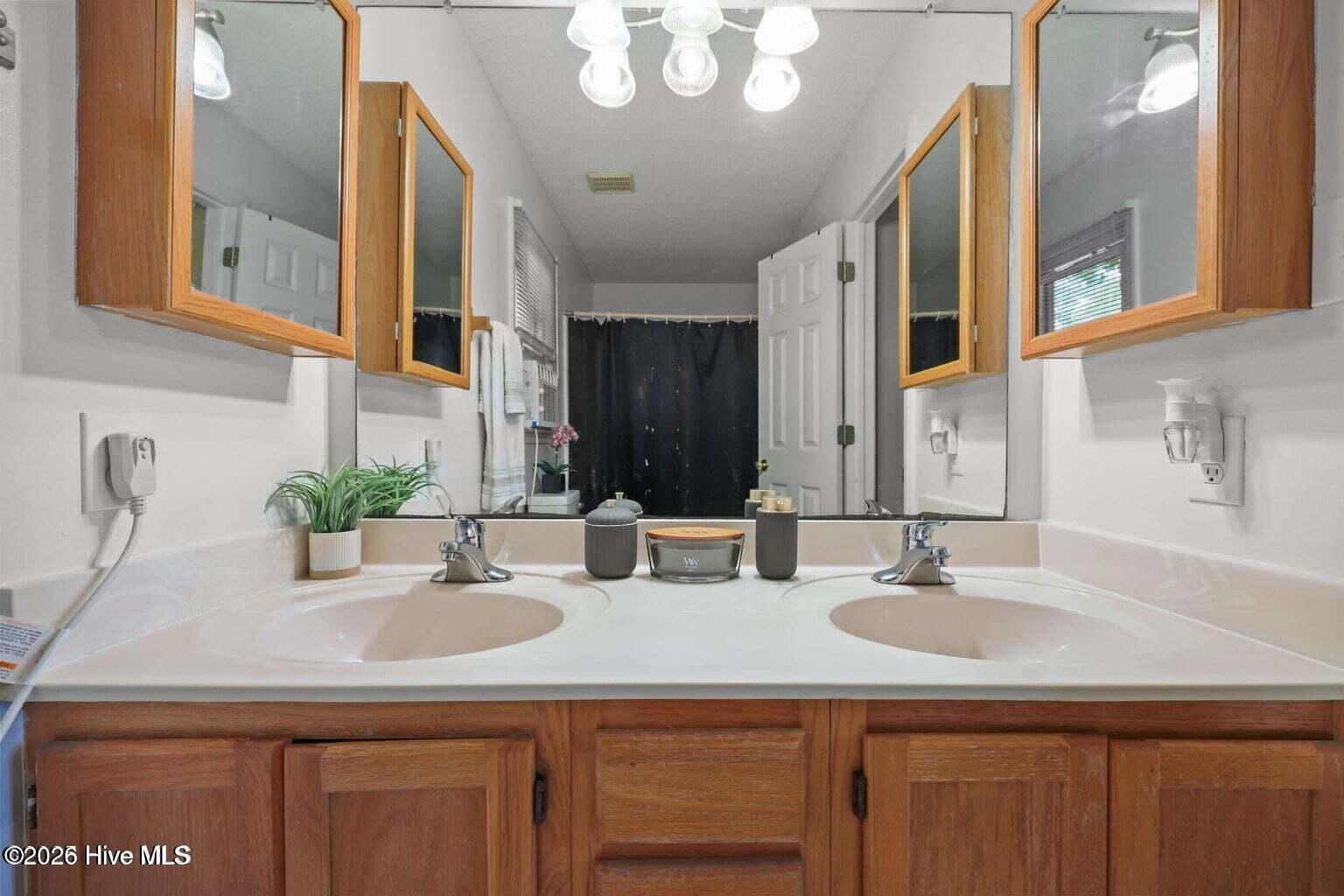 120 Winthrope Way