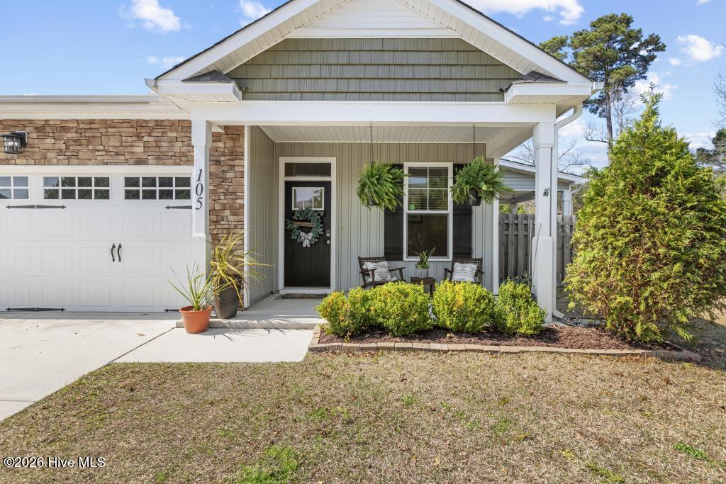 105 Fletcher Lane