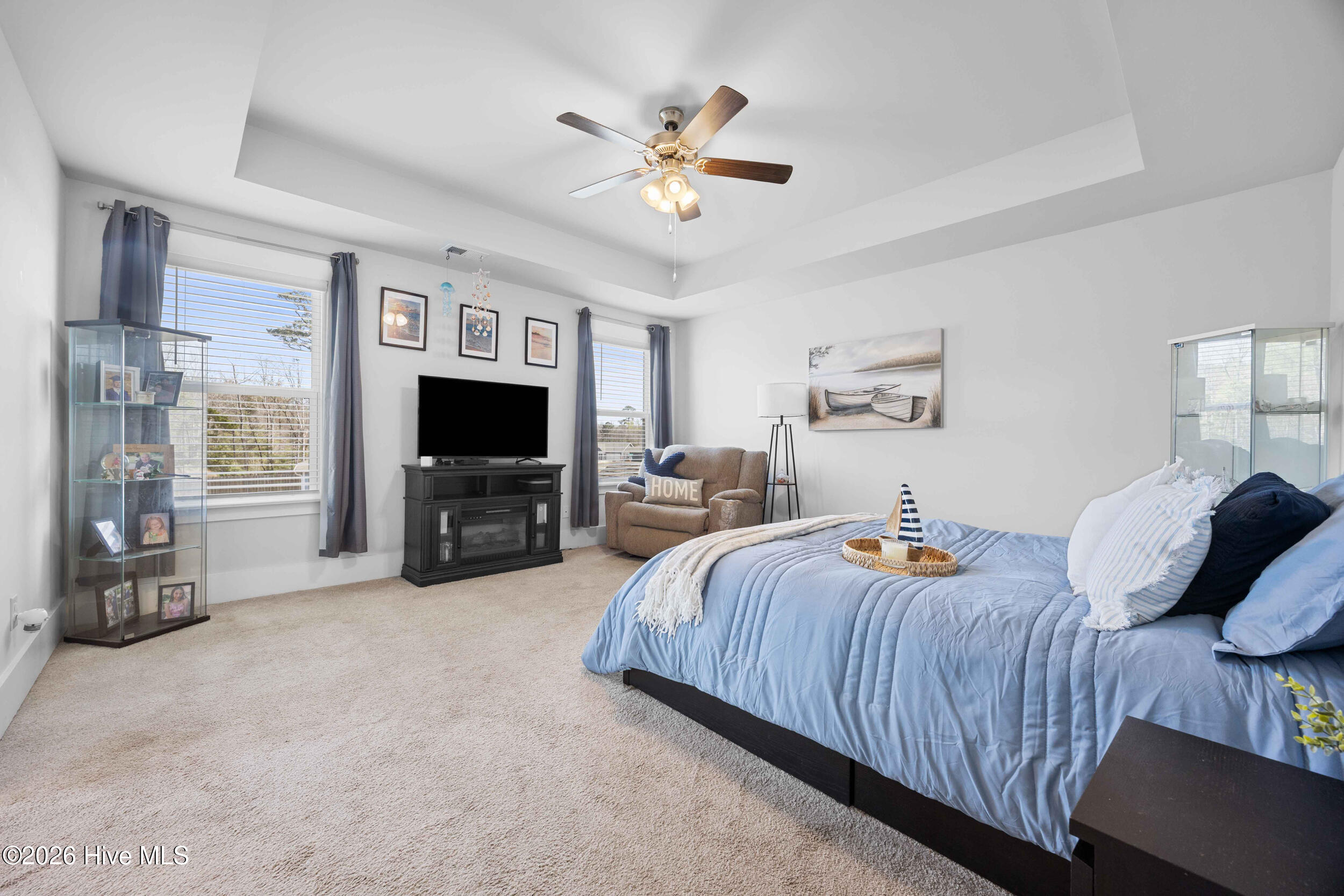 502 Edgewater Way