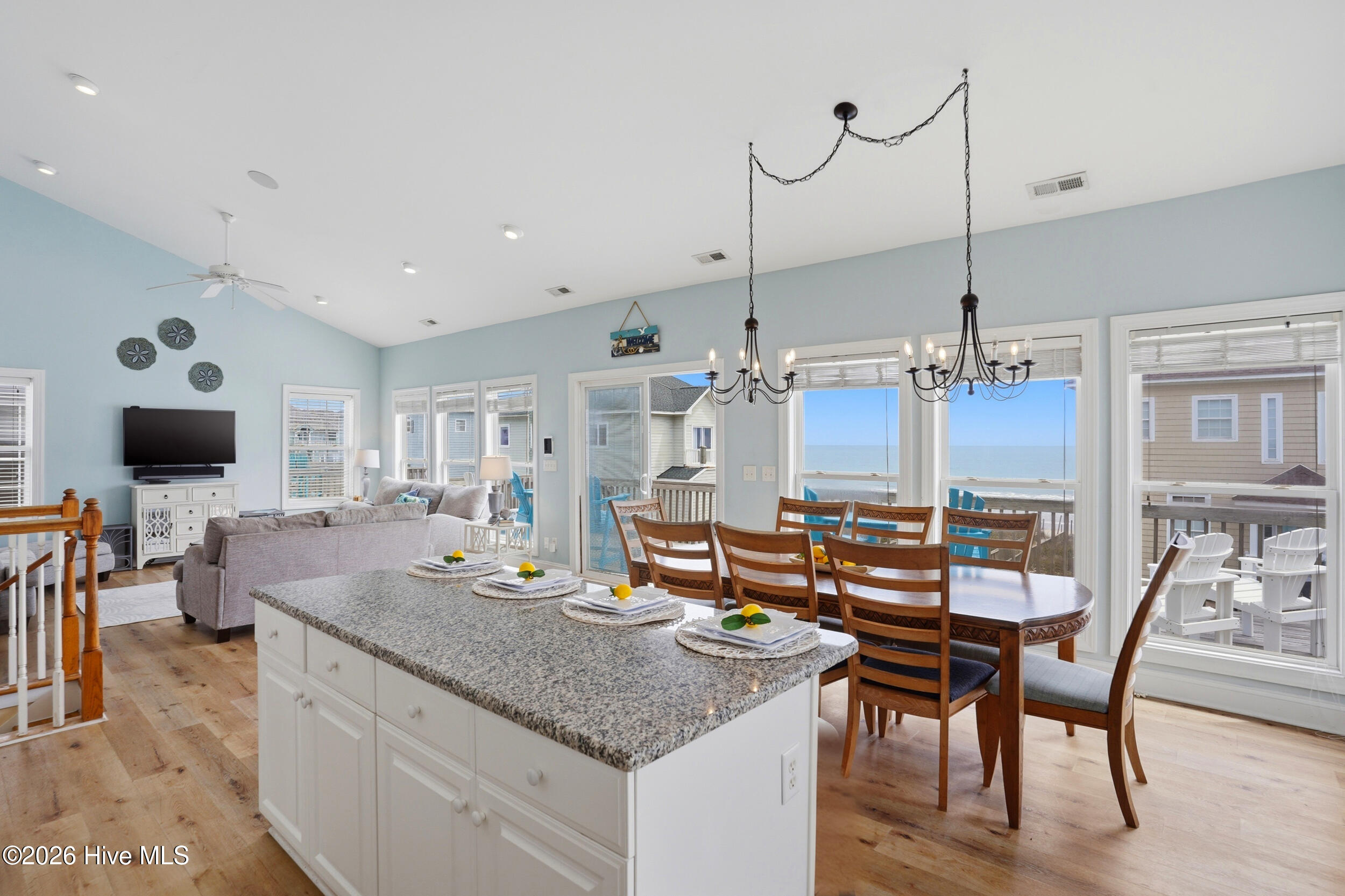 4478 Island Drive
