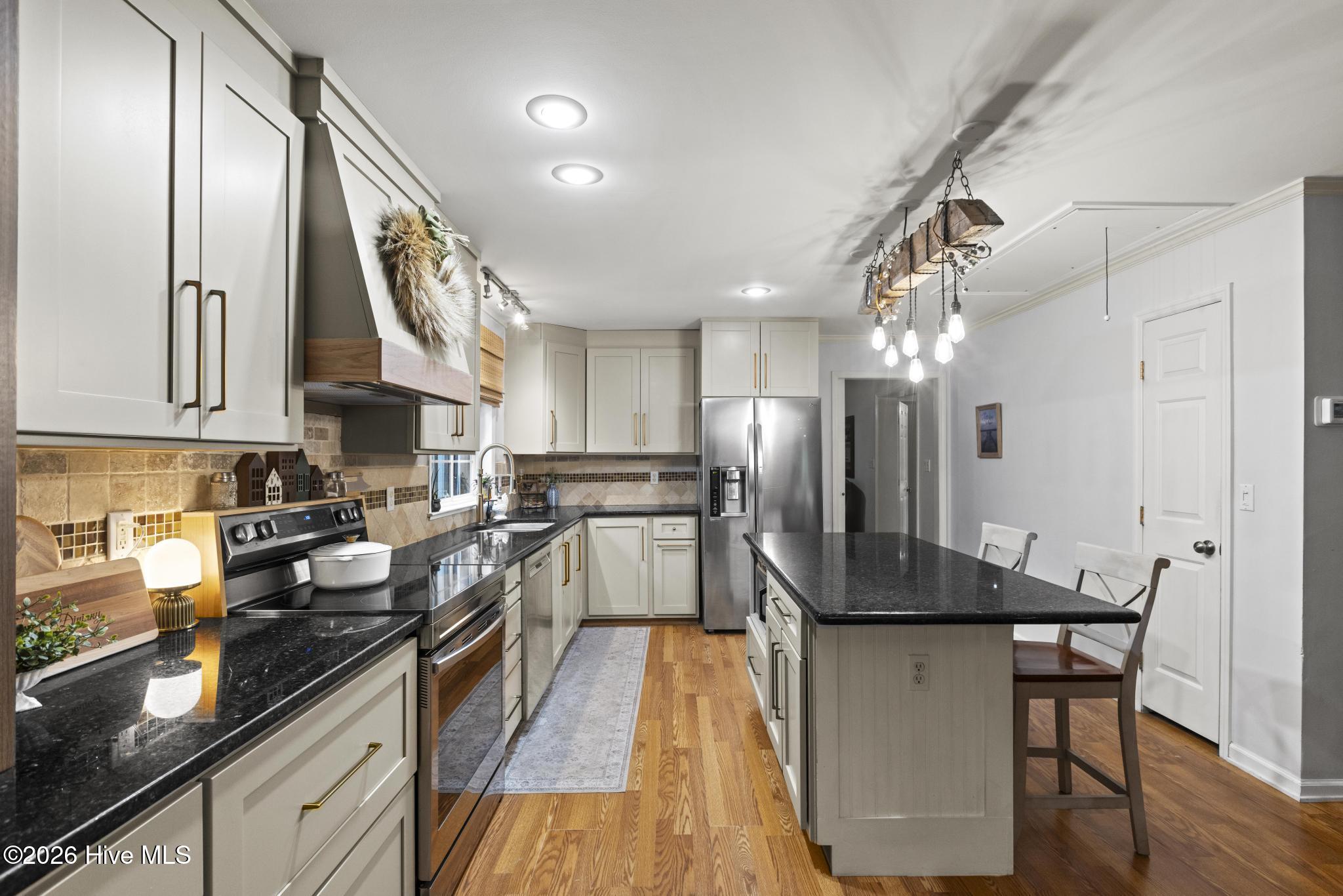 346 Knollwood Drive