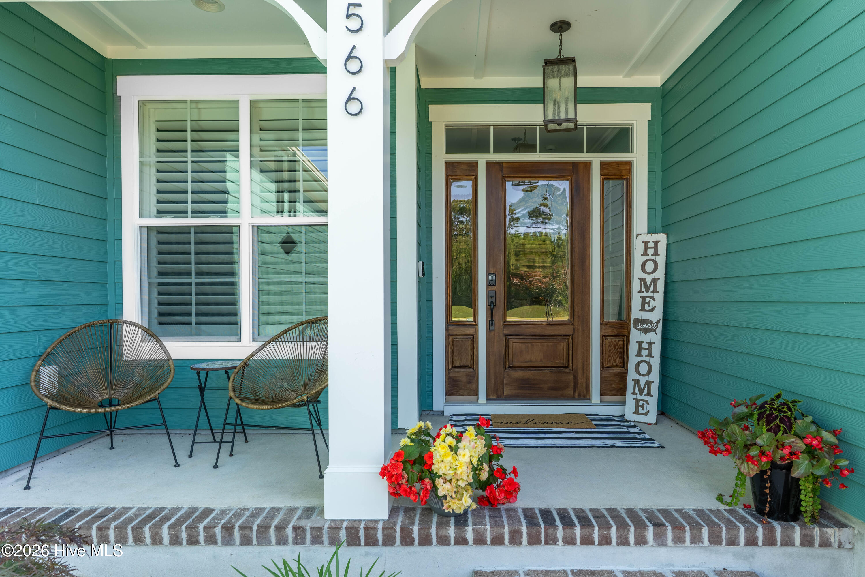 566 Moss Lake Lane