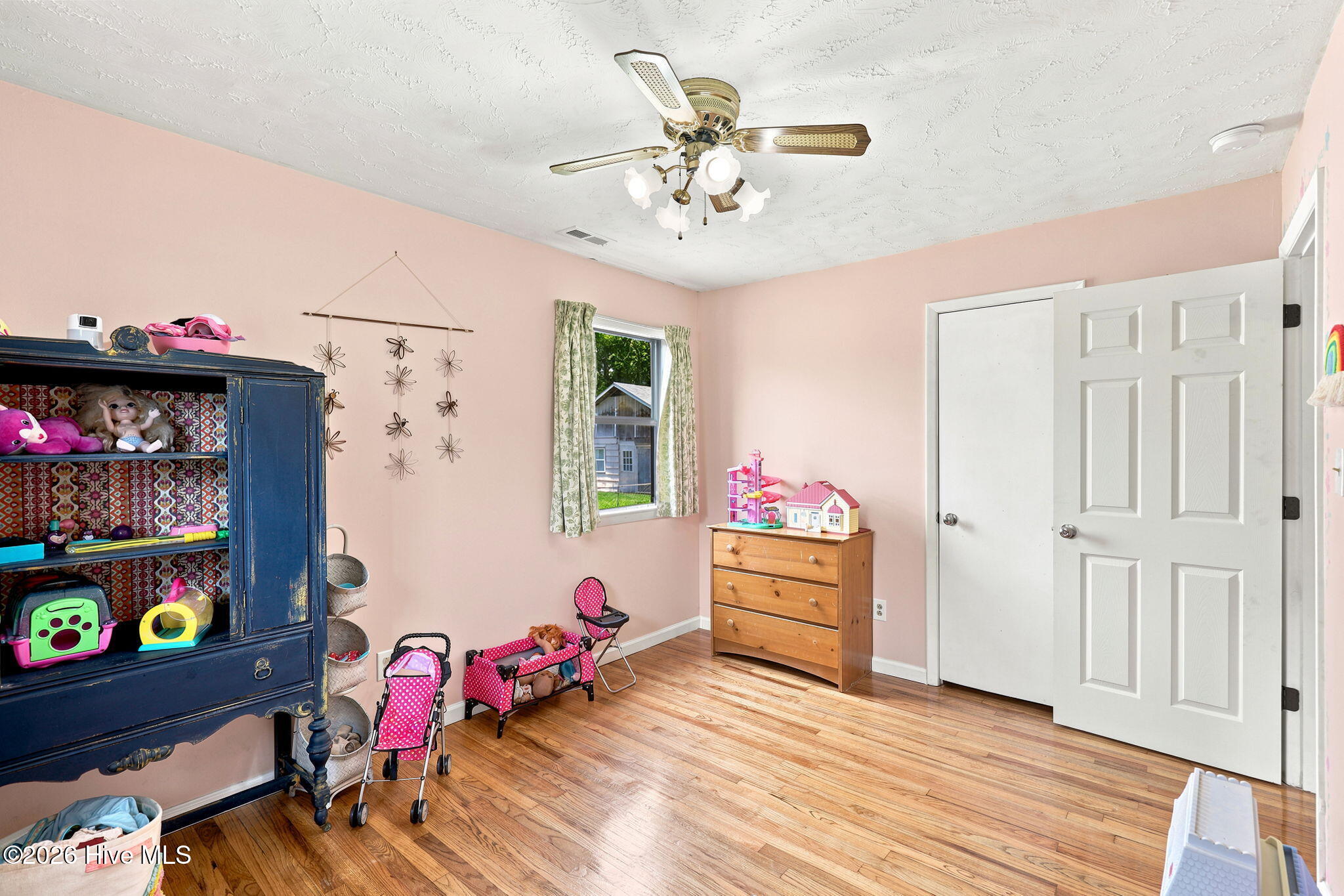 11 Oxford Drive